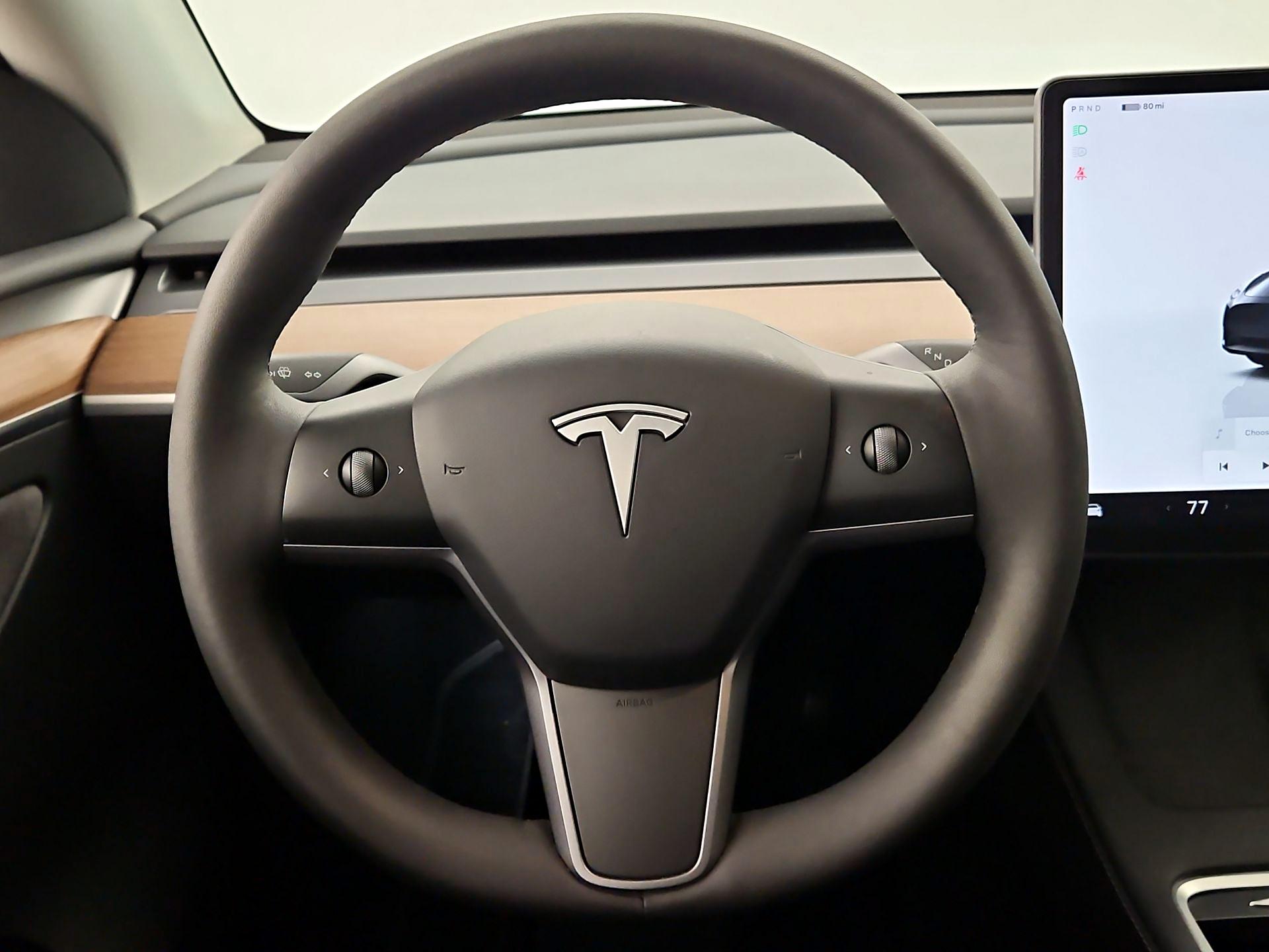 Thumbnail: 2023 Tesla Model Y - 10