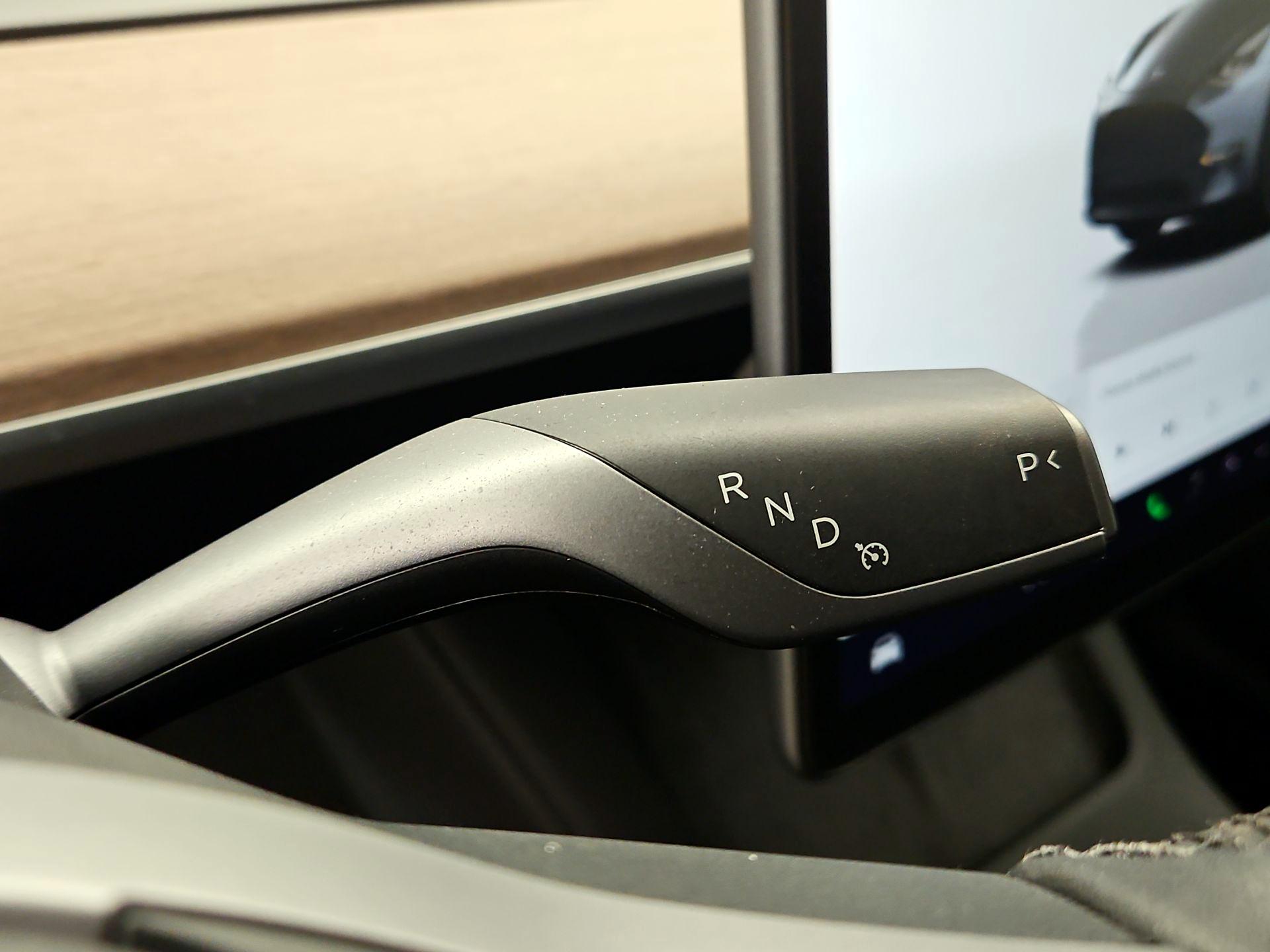 Thumbnail: 2023 Tesla Model Y - 17