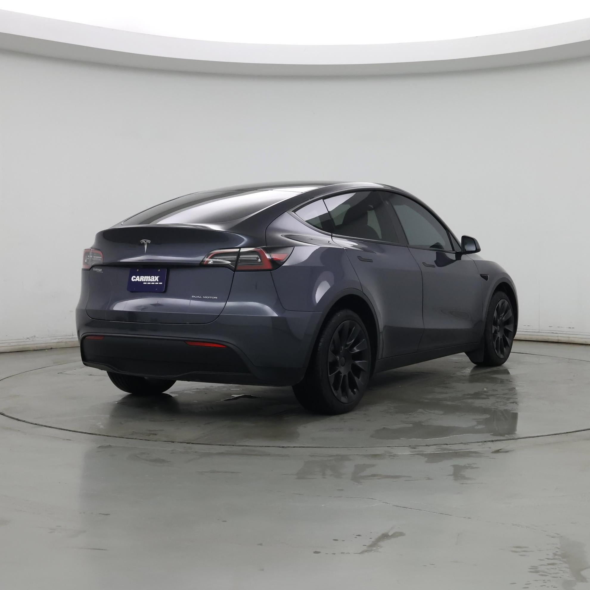 Thumbnail: 2023 Tesla Model Y - 8