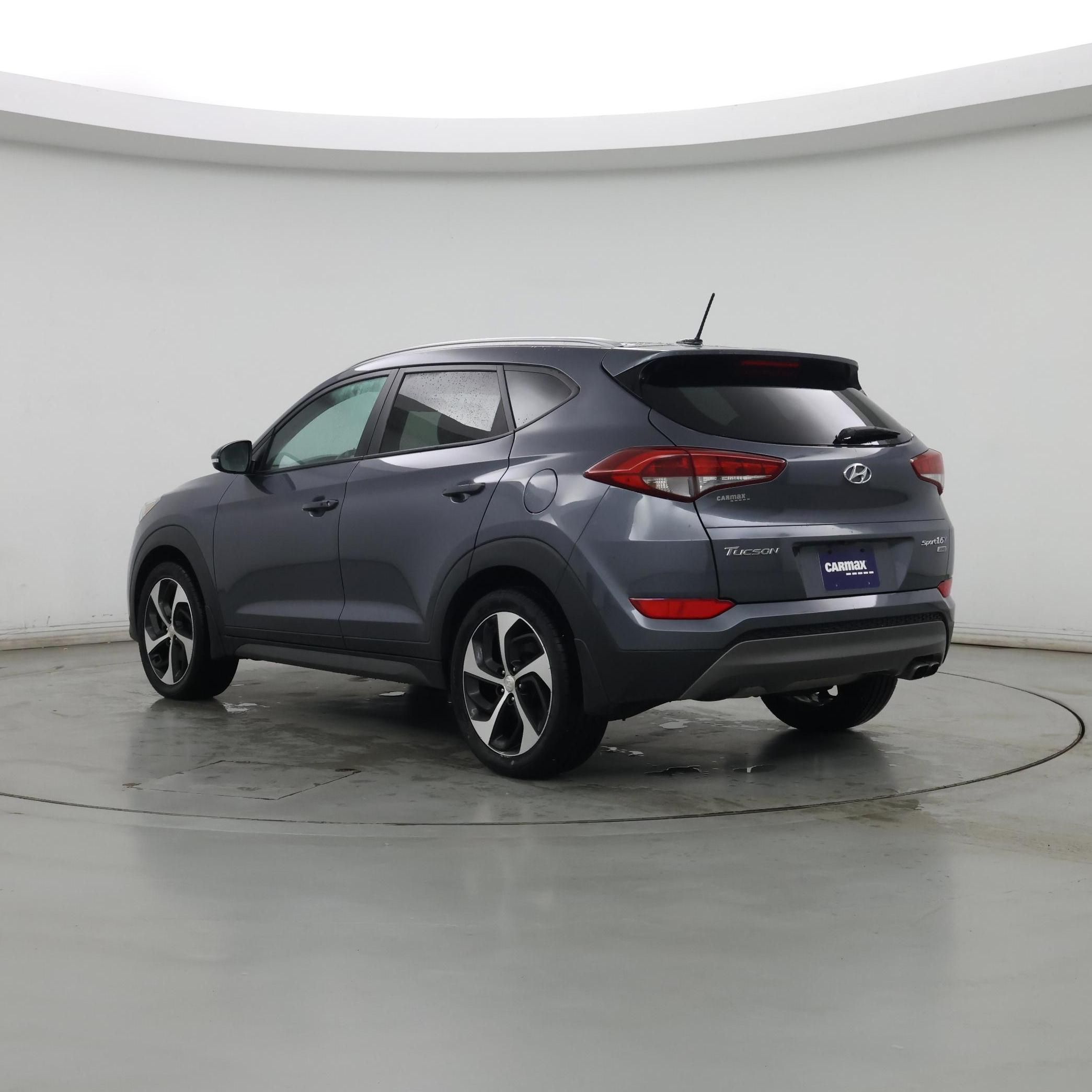 Thumbnail: 2016 Hyundai Tucson - 2