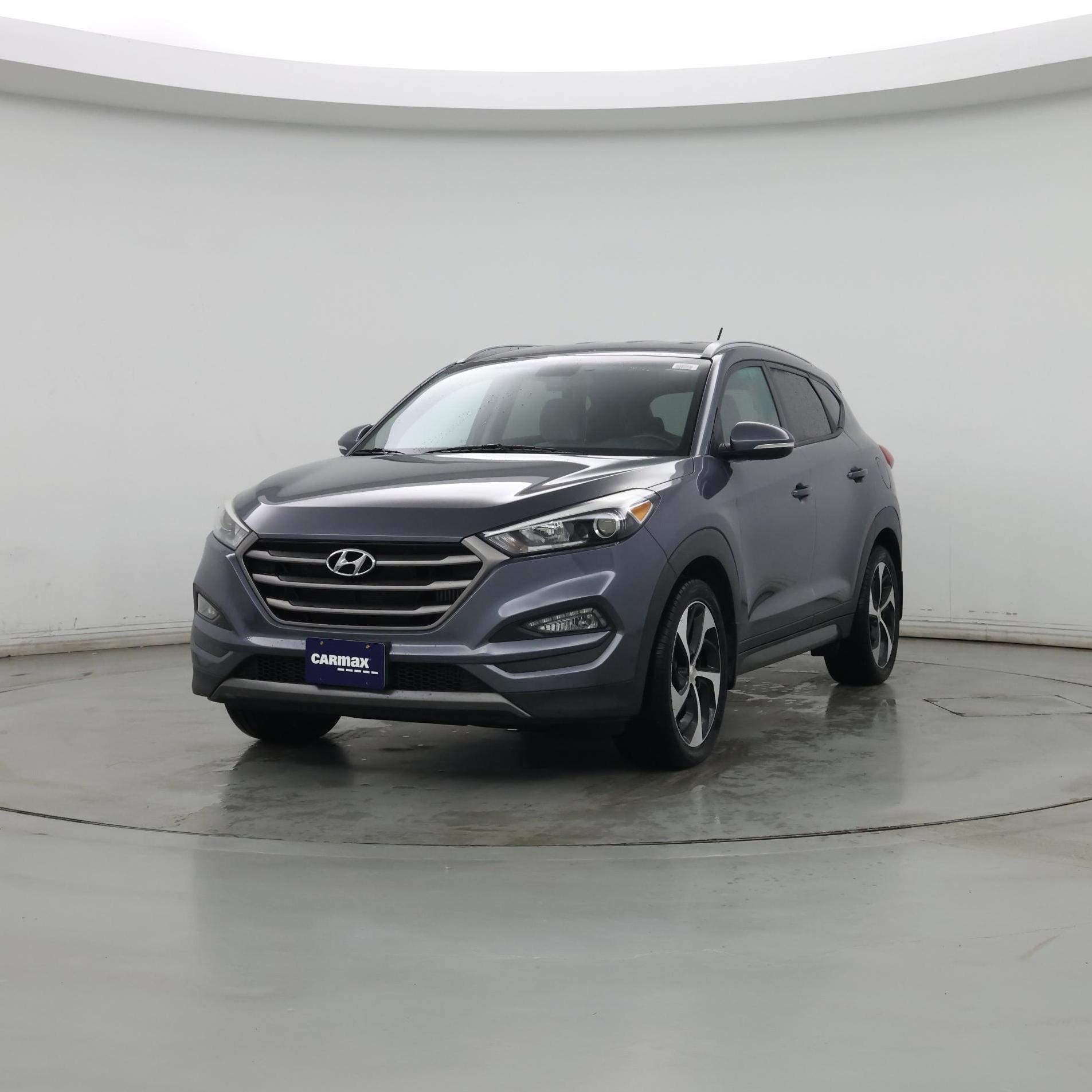 Thumbnail: 2016 Hyundai Tucson - 4