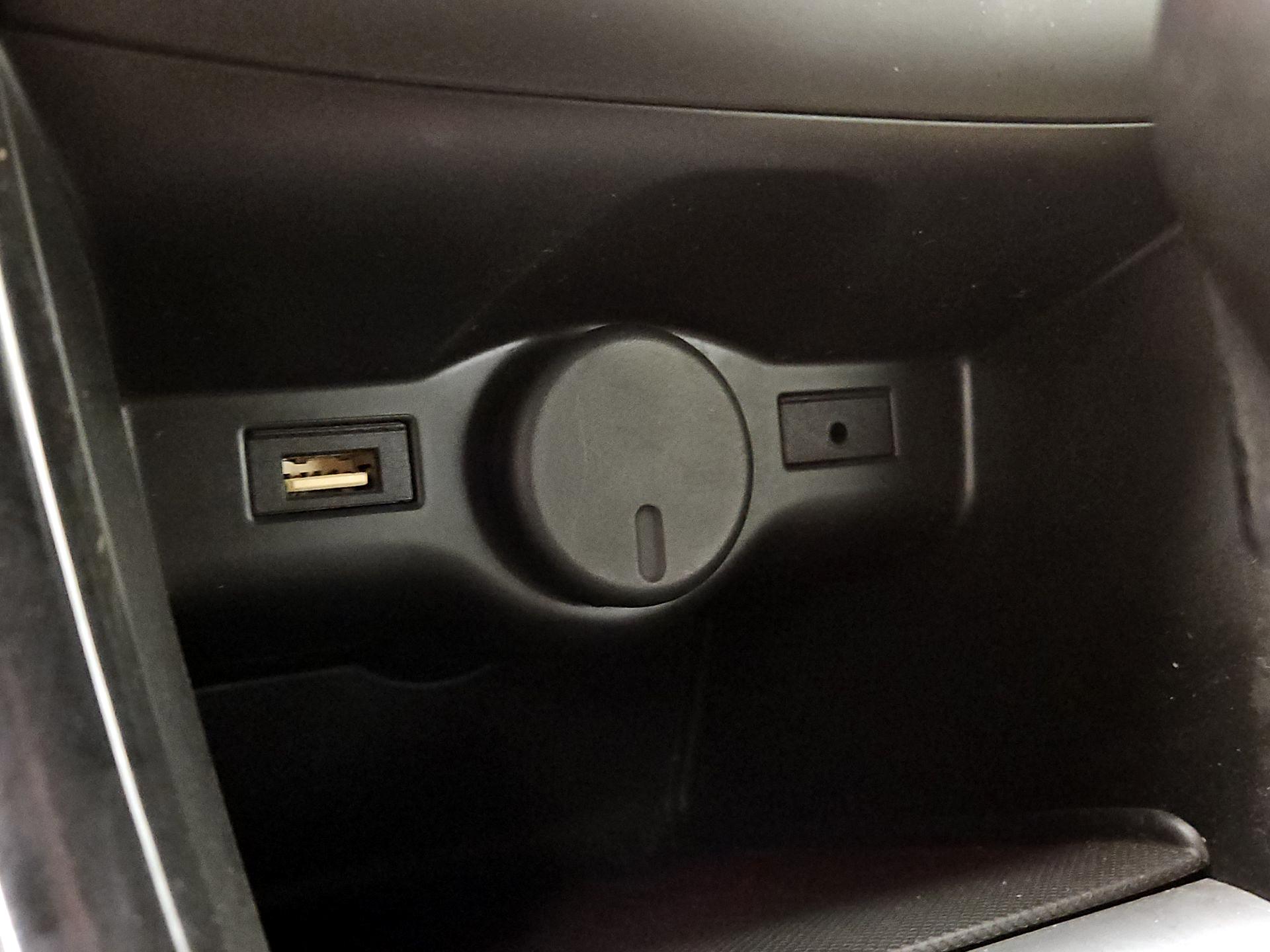 Thumbnail: 2018 Buick Cascada - 18