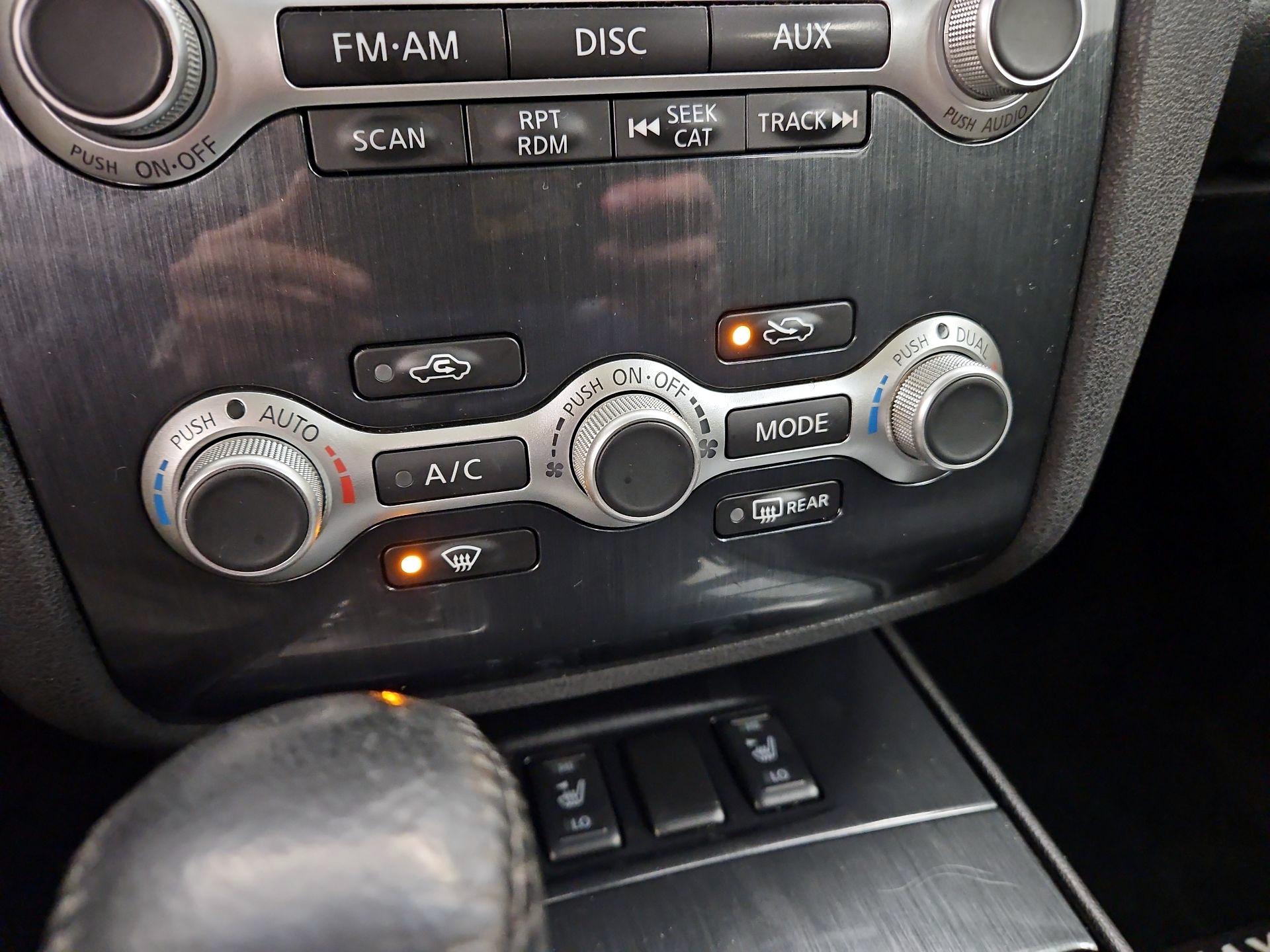 Thumbnail: 2014 Nissan Maxima - 16