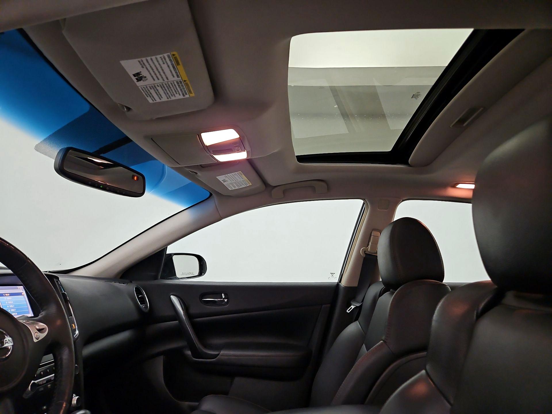 Thumbnail: 2014 Nissan Maxima - 18