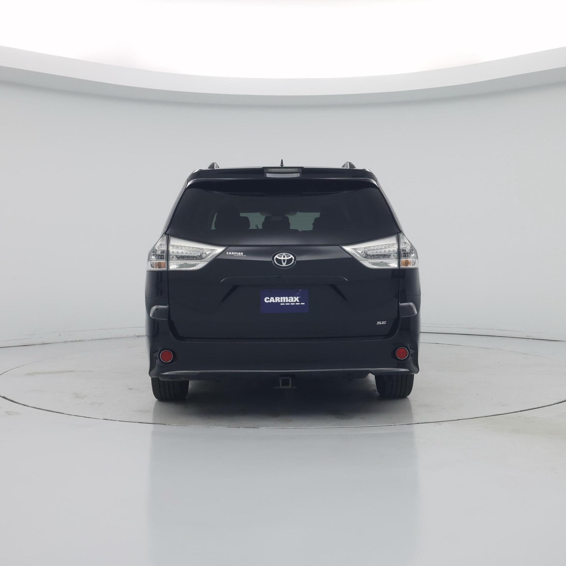 Thumbnail: 2019 Toyota Sienna - 6