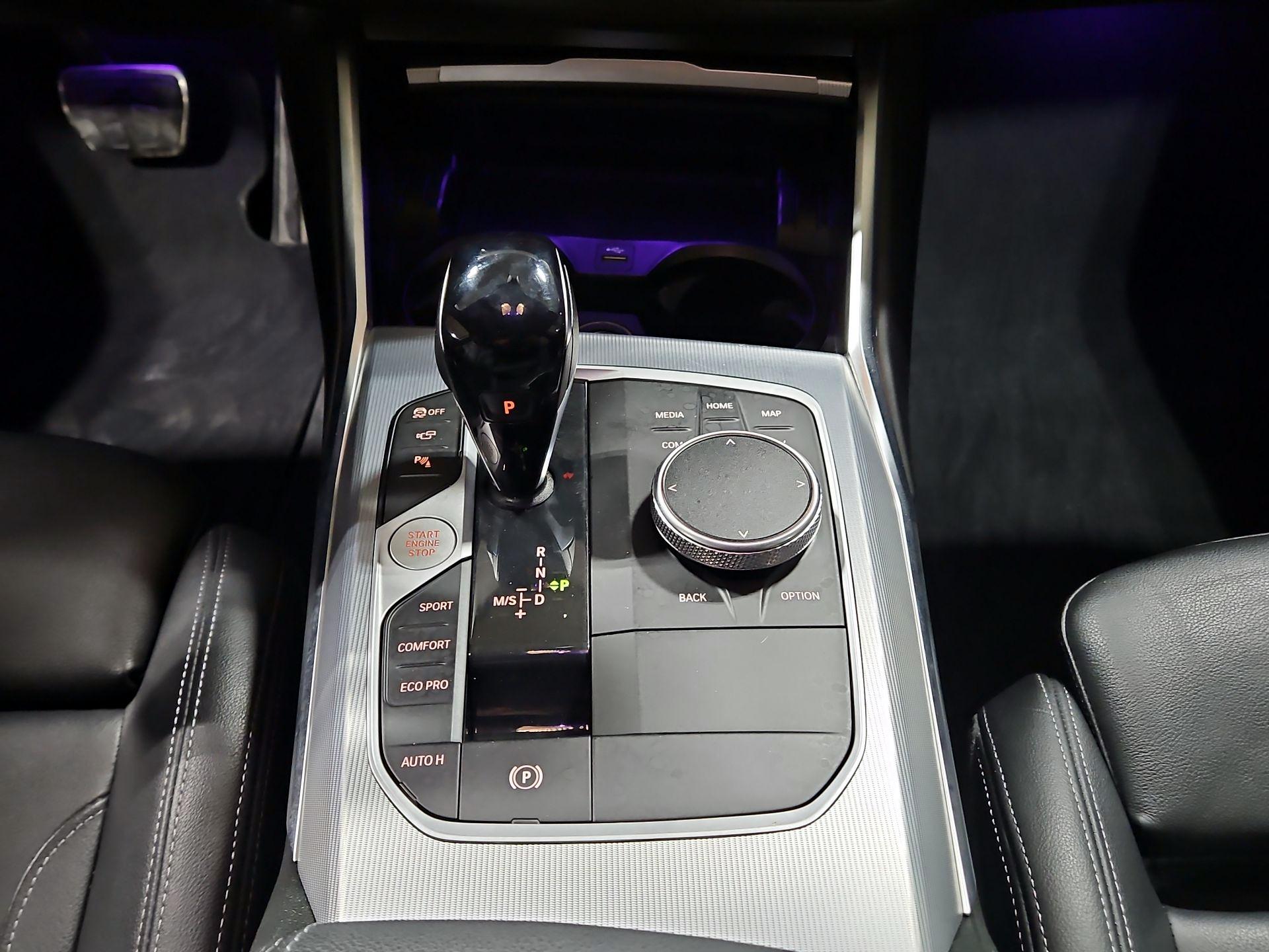 Thumbnail: 2022 BMW 3 Series - 18