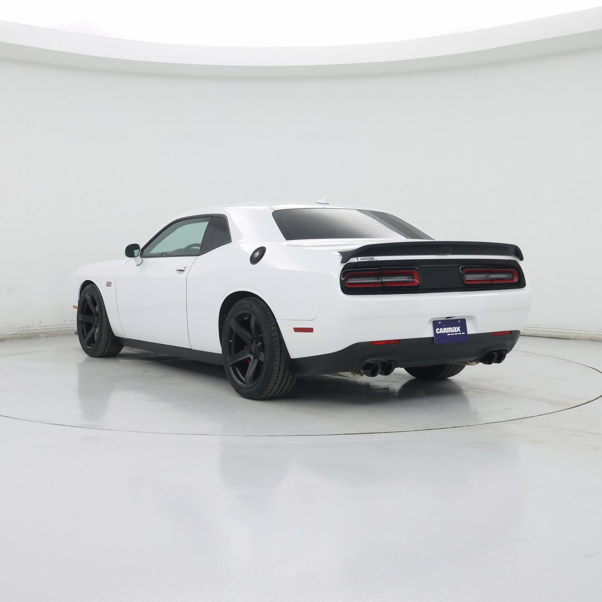 Thumbnail: 2016 Dodge Challenger - 2