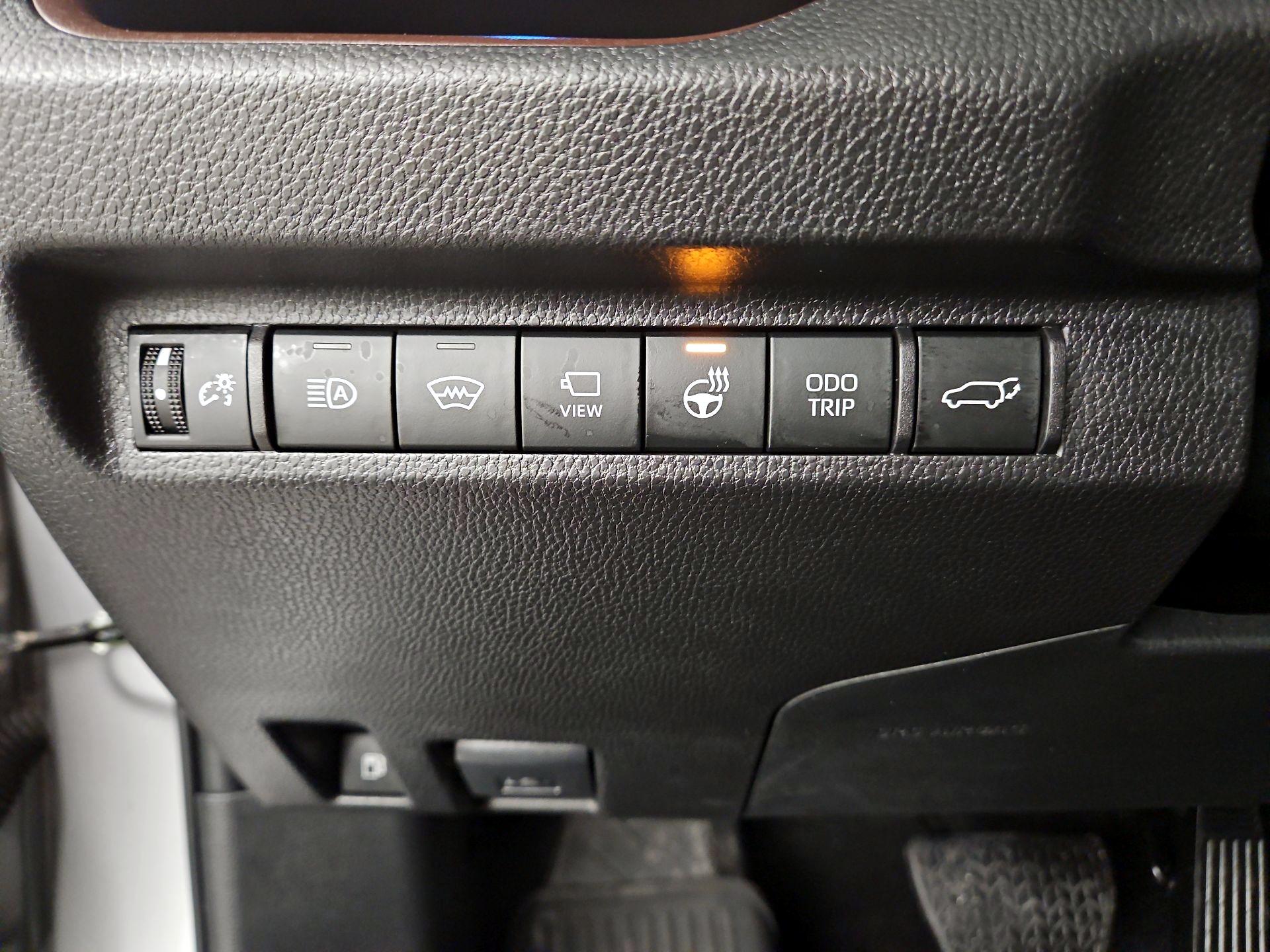 Thumbnail: 2024 Toyota RAV4 - 13