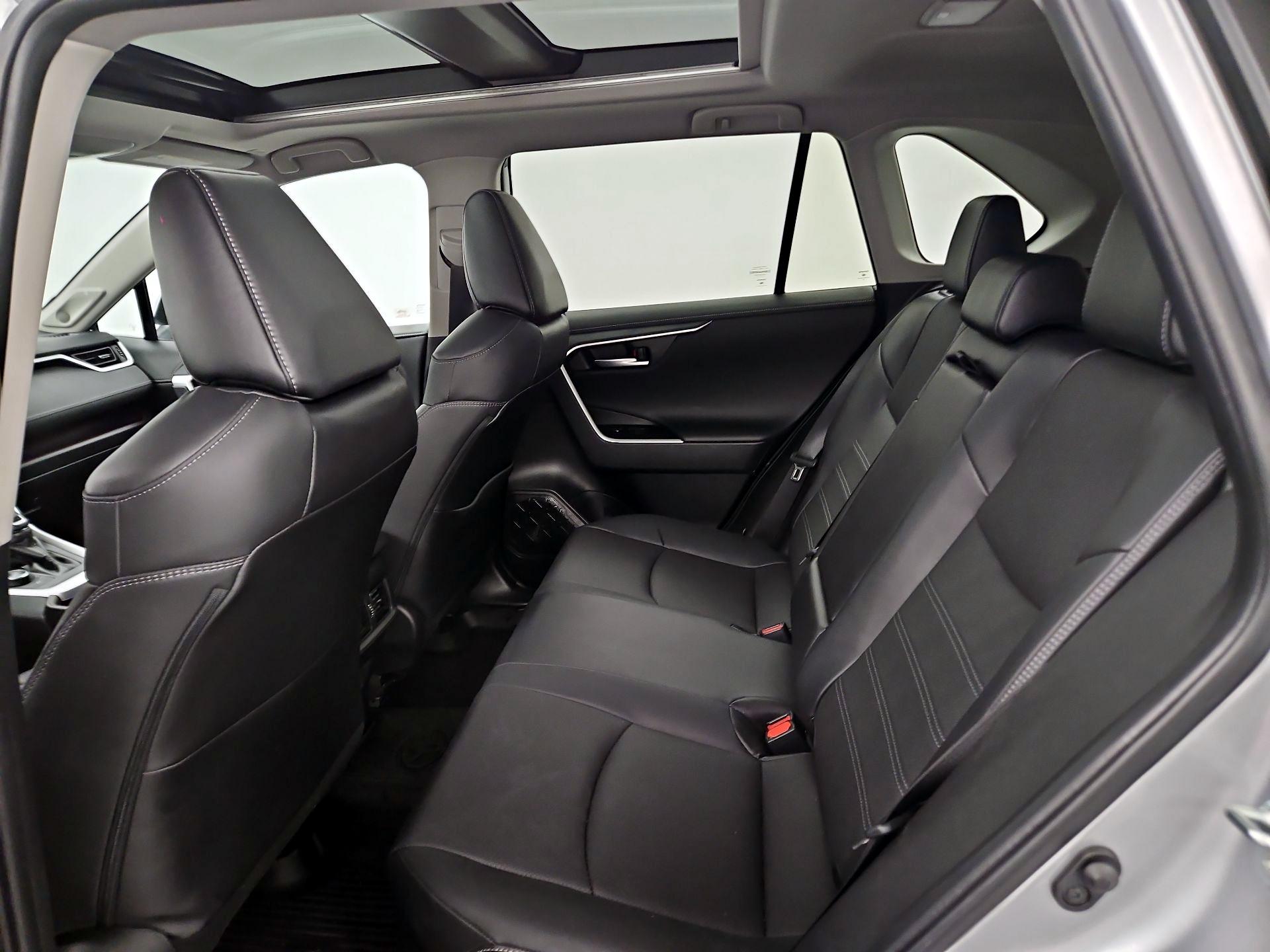 Thumbnail: 2024 Toyota RAV4 - 20