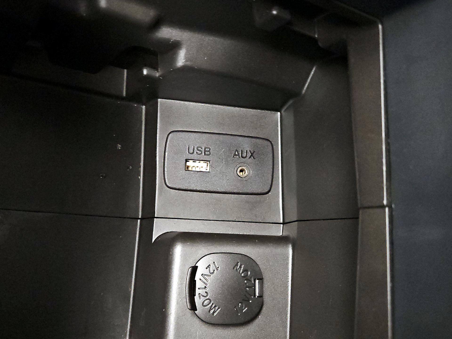 Thumbnail: 2017 Subaru Crosstrek - 18