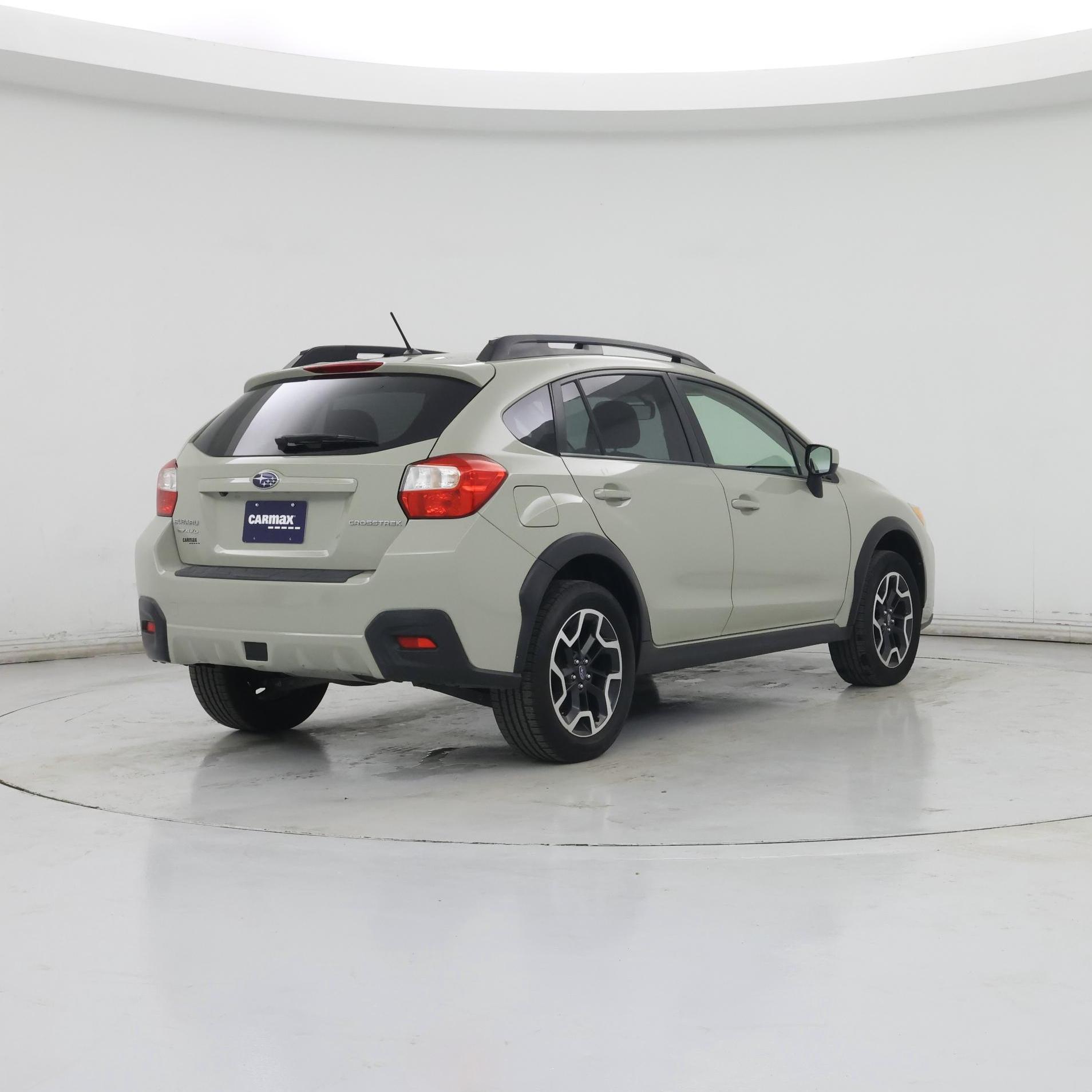 Thumbnail: 2017 Subaru Crosstrek - 8