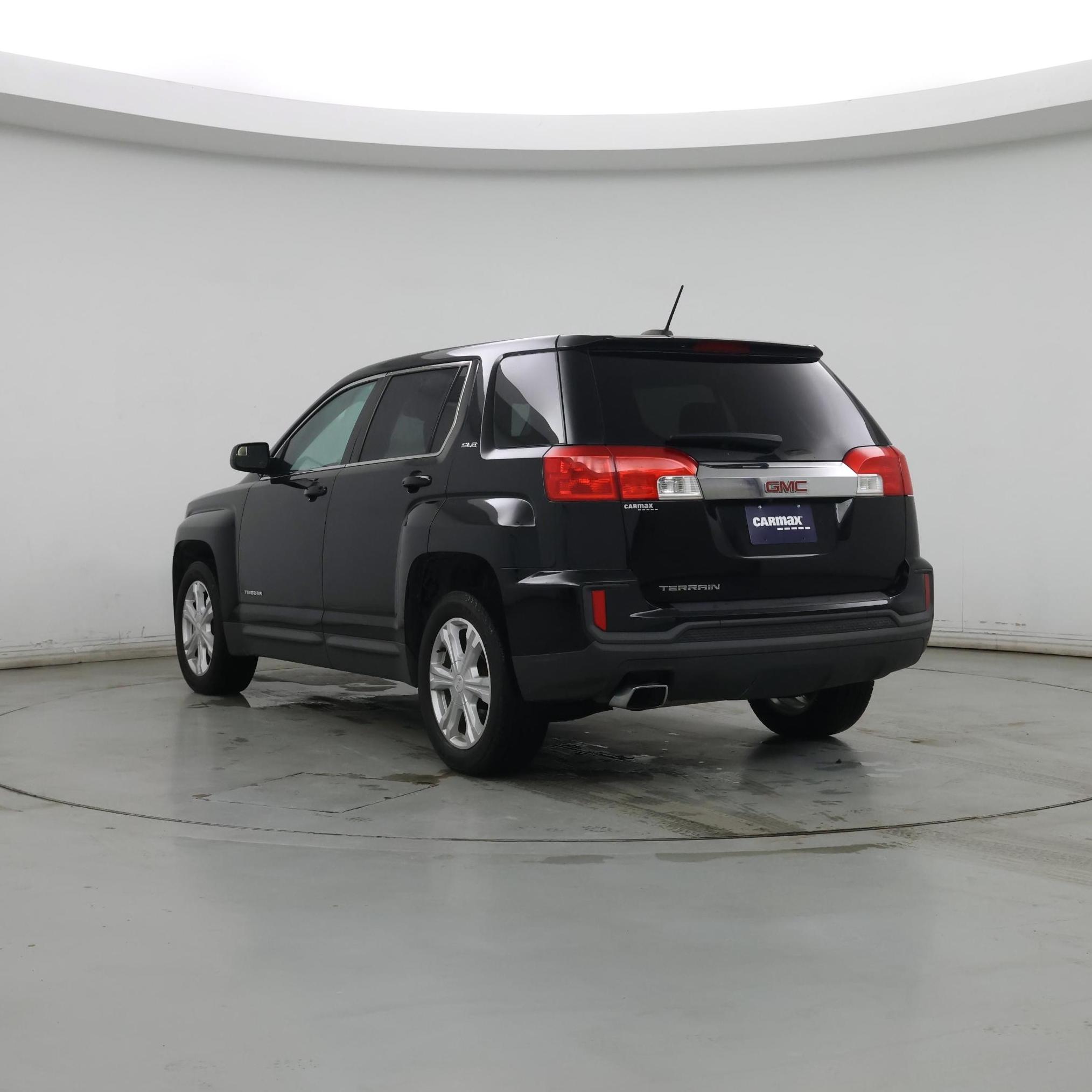 Thumbnail: 2017 GMC Terrain - 2