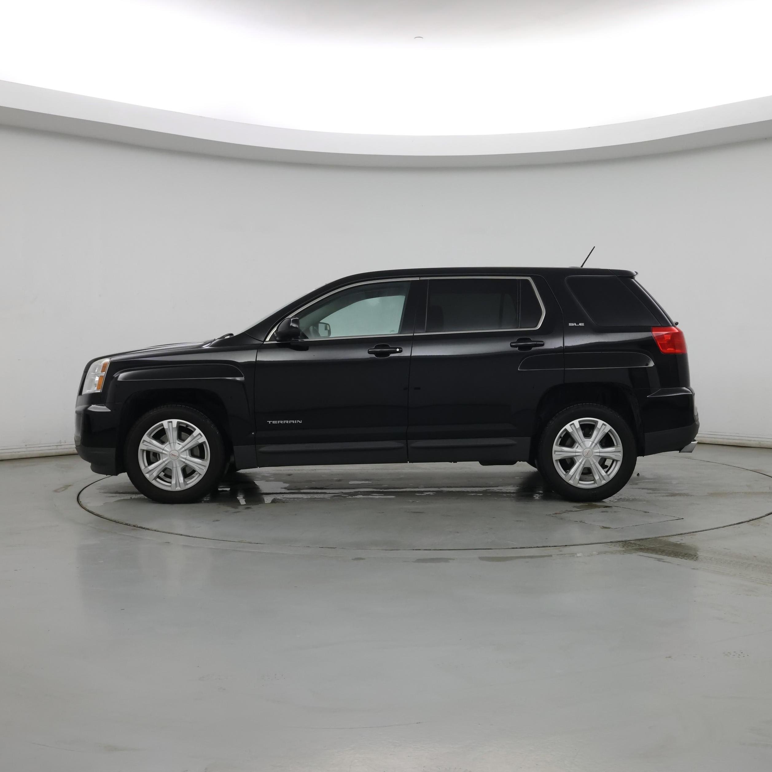 Thumbnail: 2017 GMC Terrain - 3