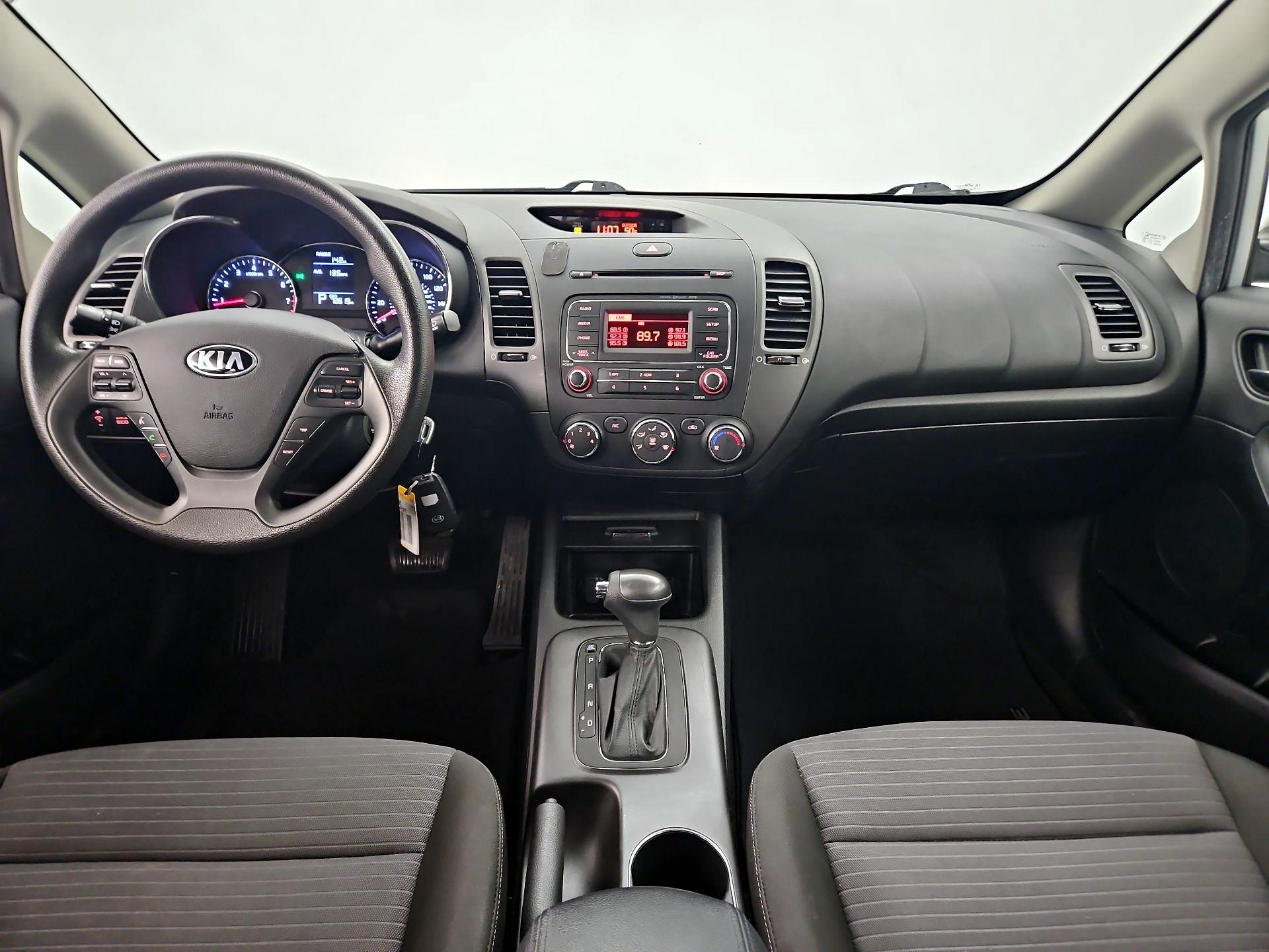 Thumbnail: 2015 Kia Forte - 9