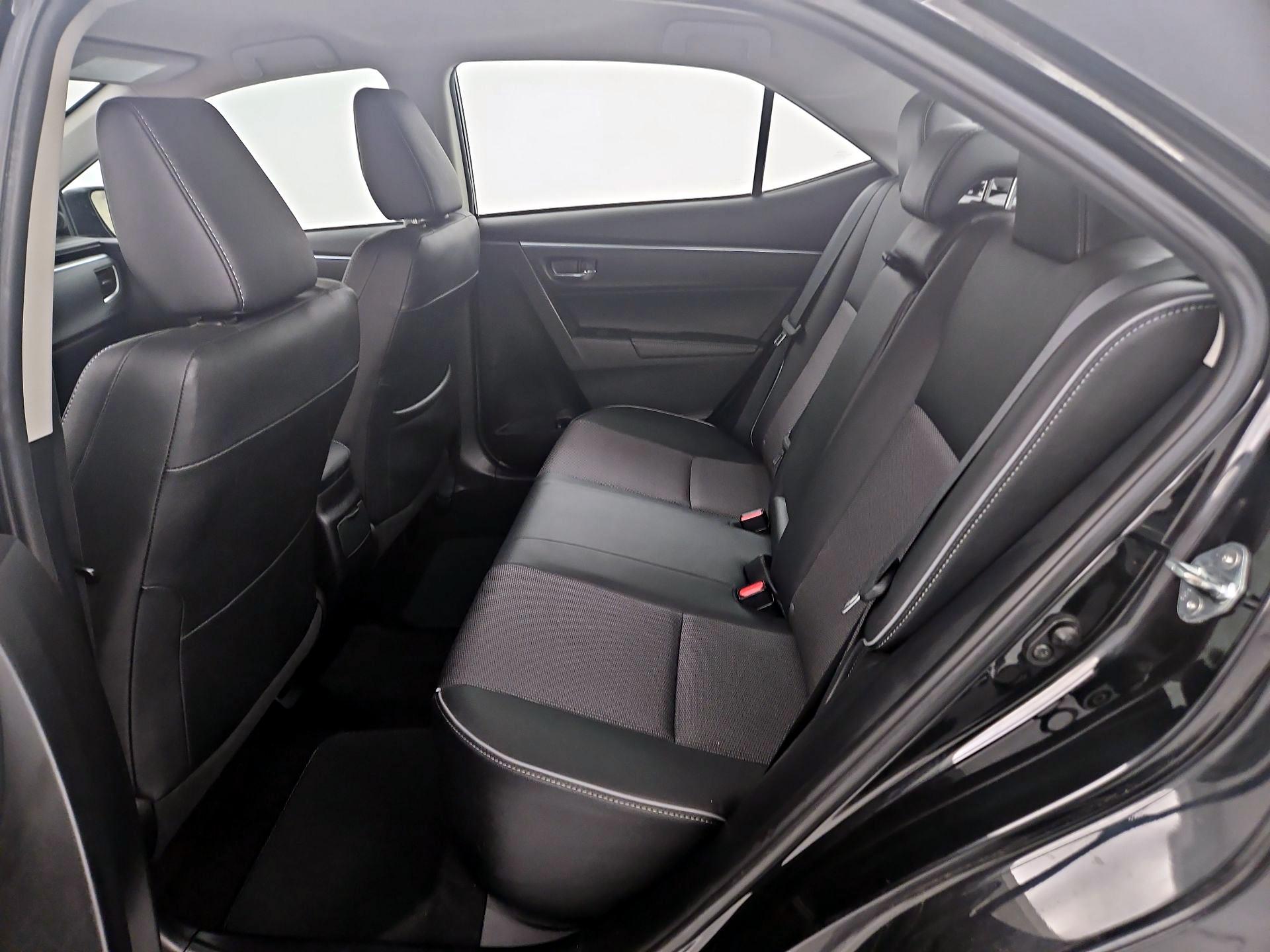 Thumbnail: 2015 Toyota Corolla - 19