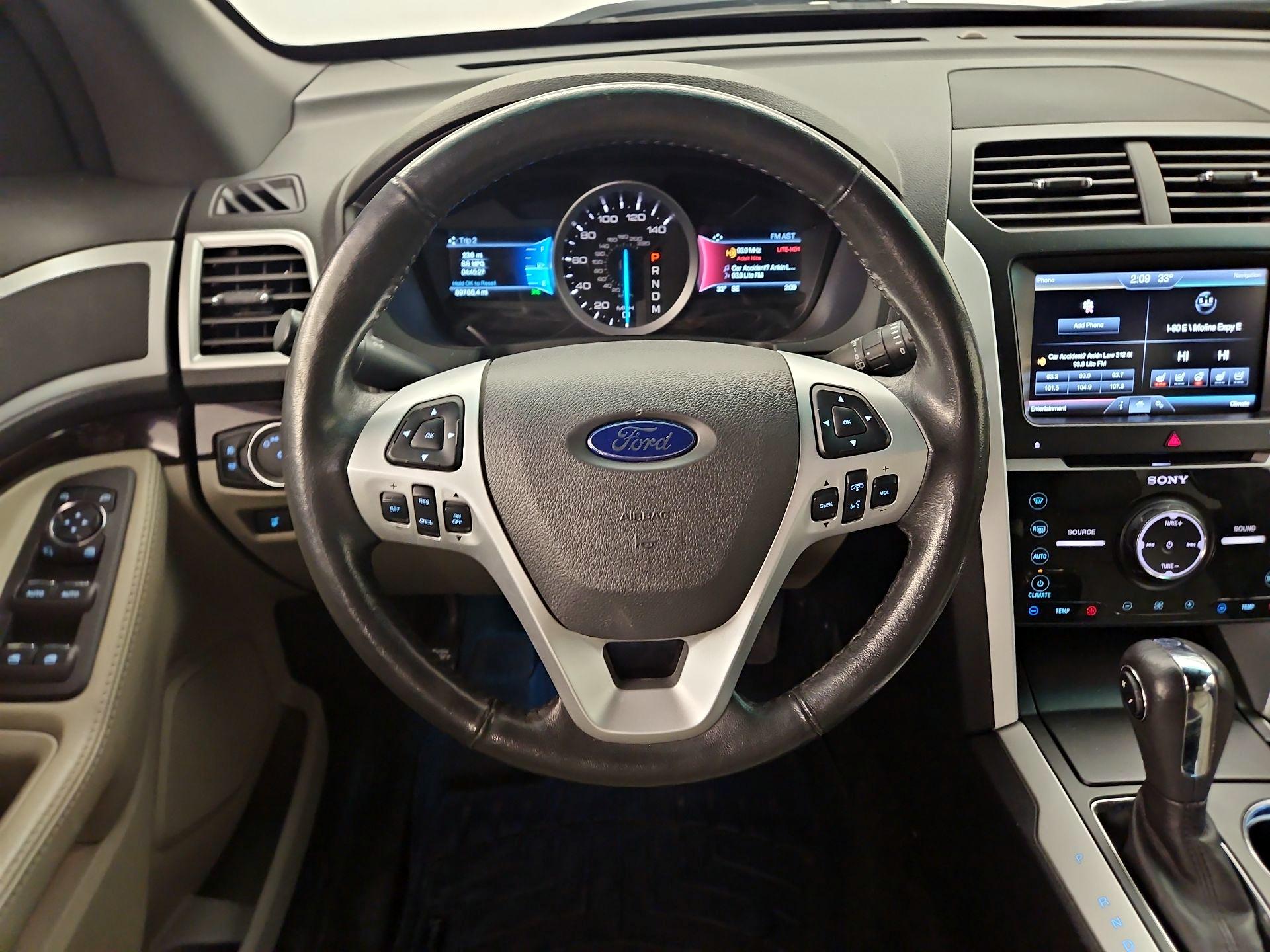 Thumbnail: 2014 Ford Explorer - 10