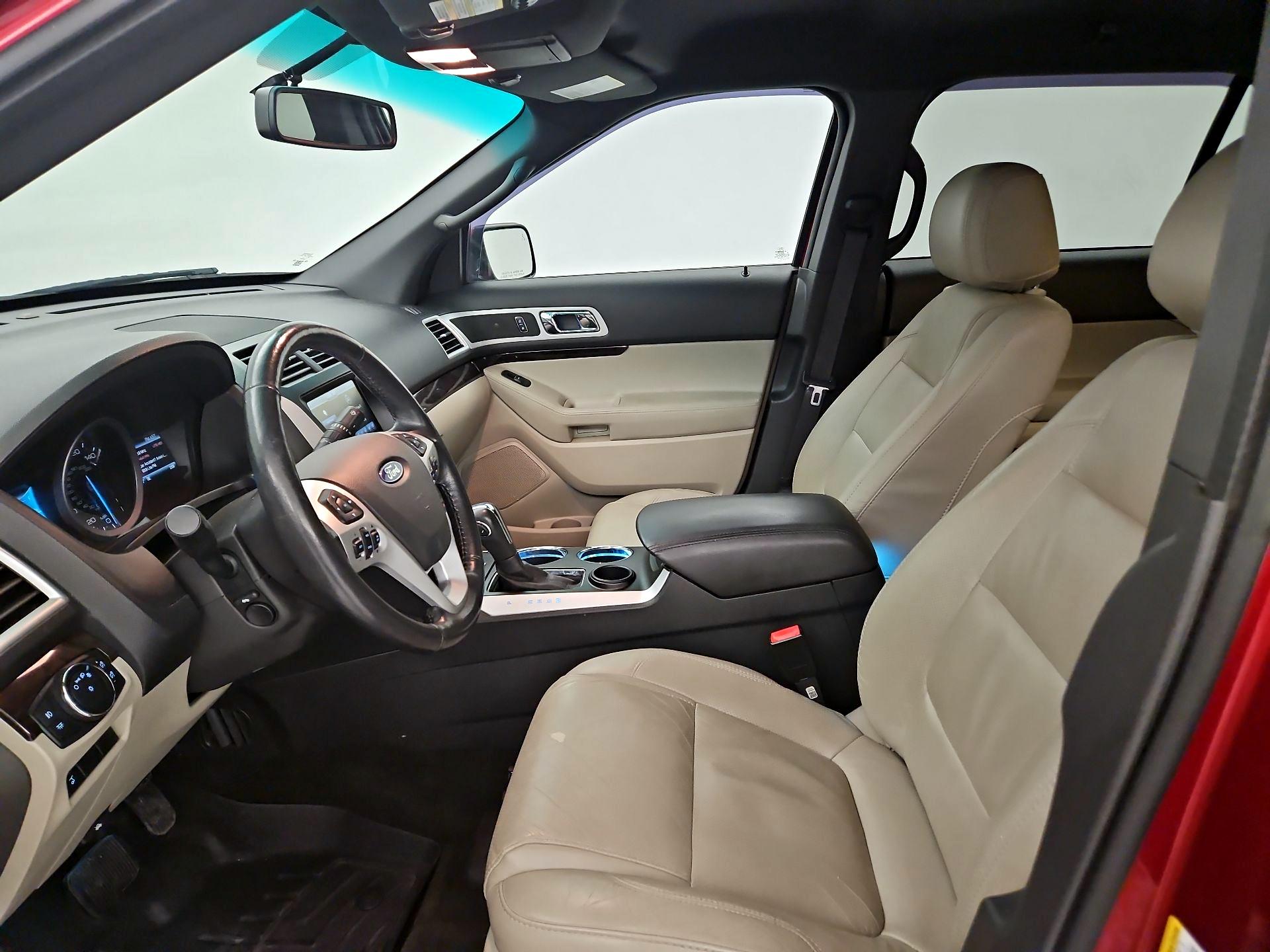 Thumbnail: 2014 Ford Explorer - 11