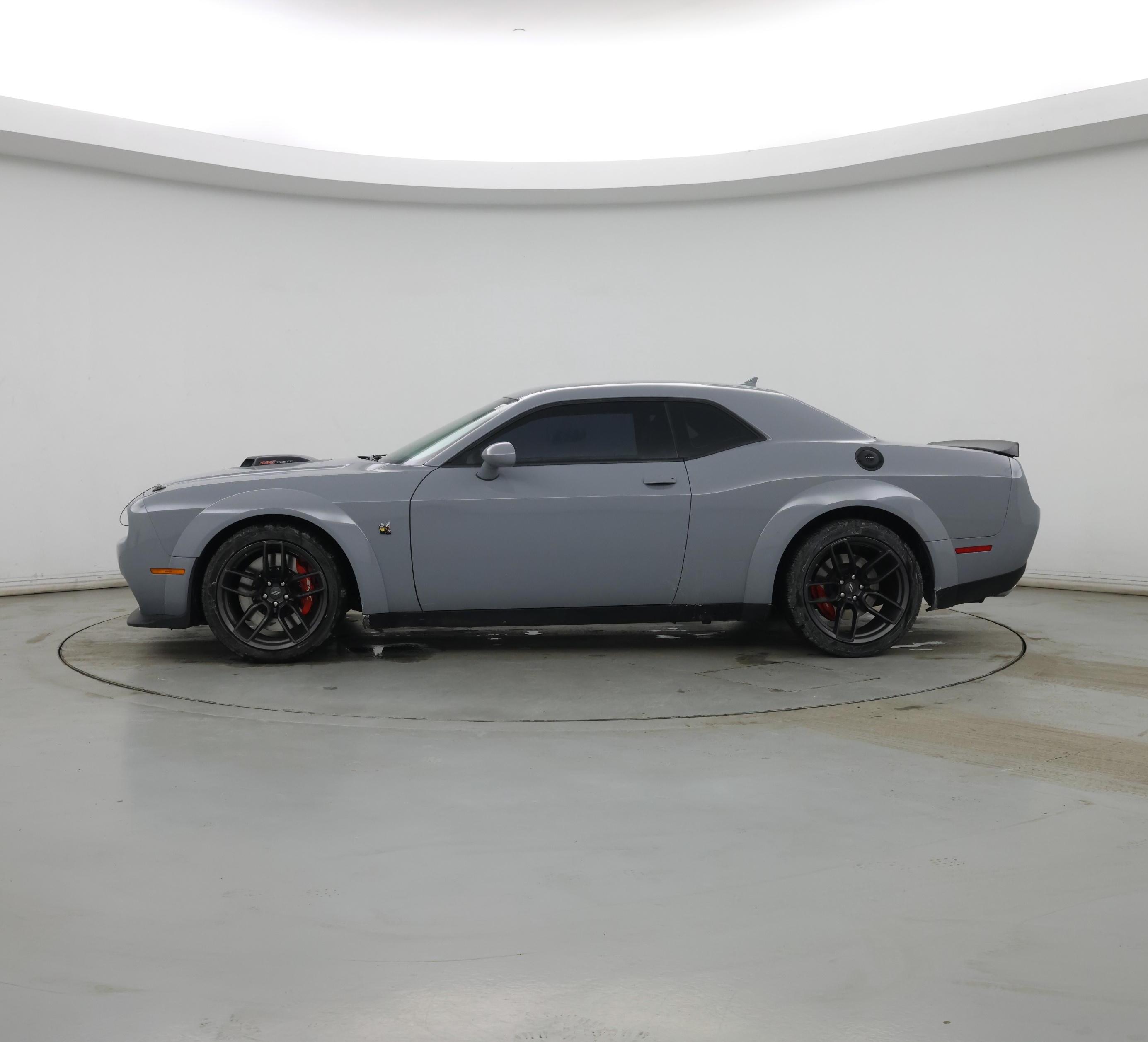 Thumbnail: 2021 Dodge Challenger - 3