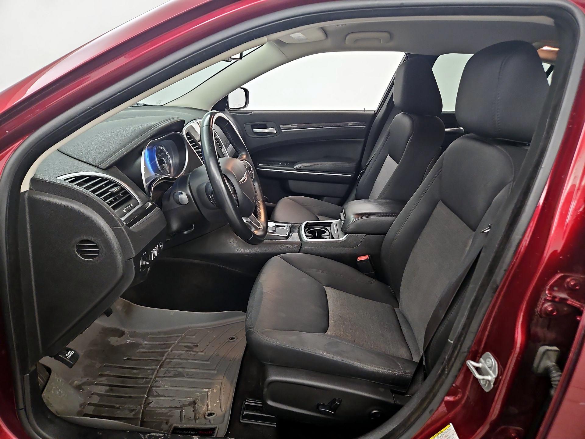 Thumbnail: 2018 Chrysler 300 - 11