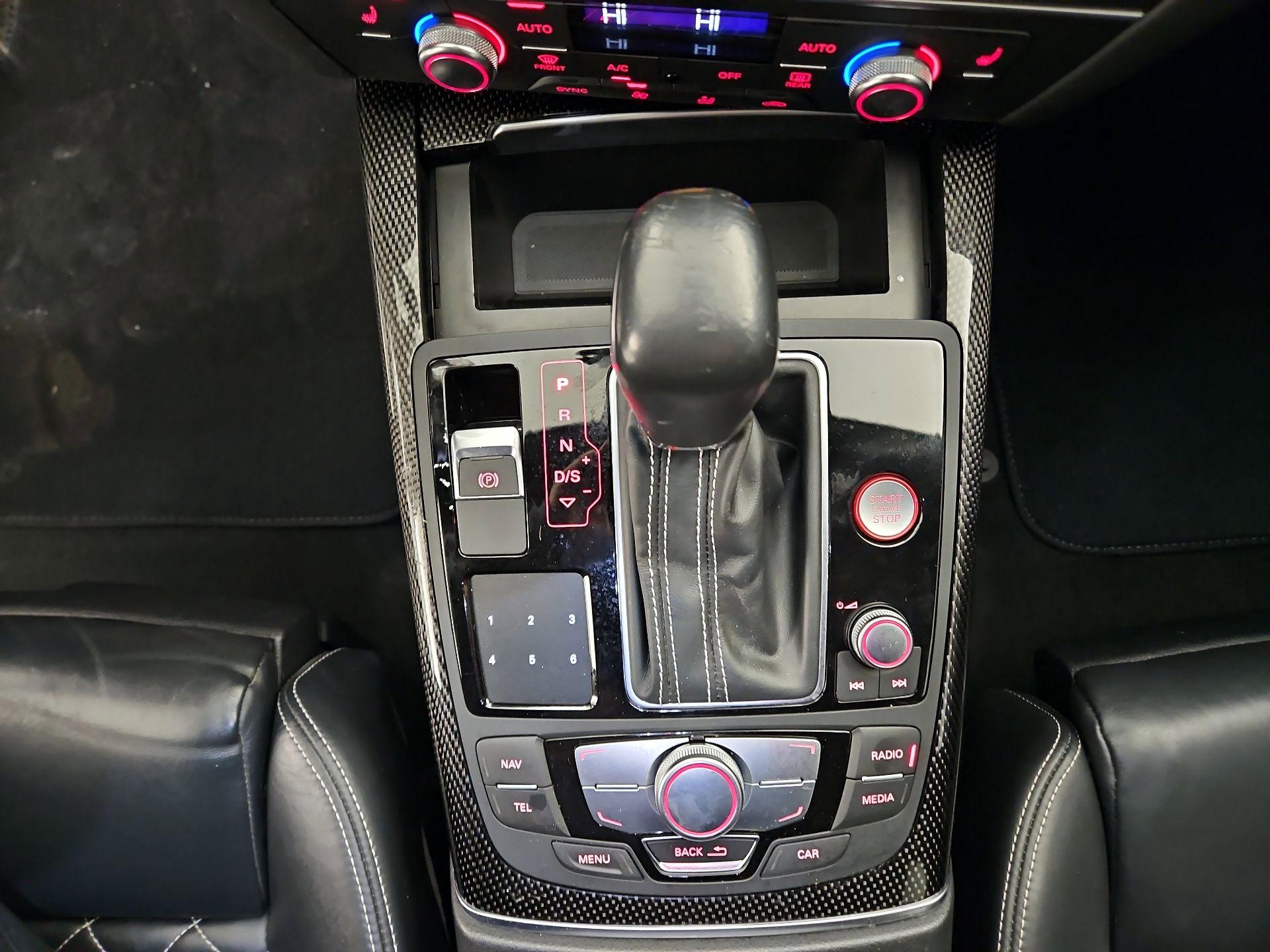 Thumbnail: 2017 Audi S6 - 18