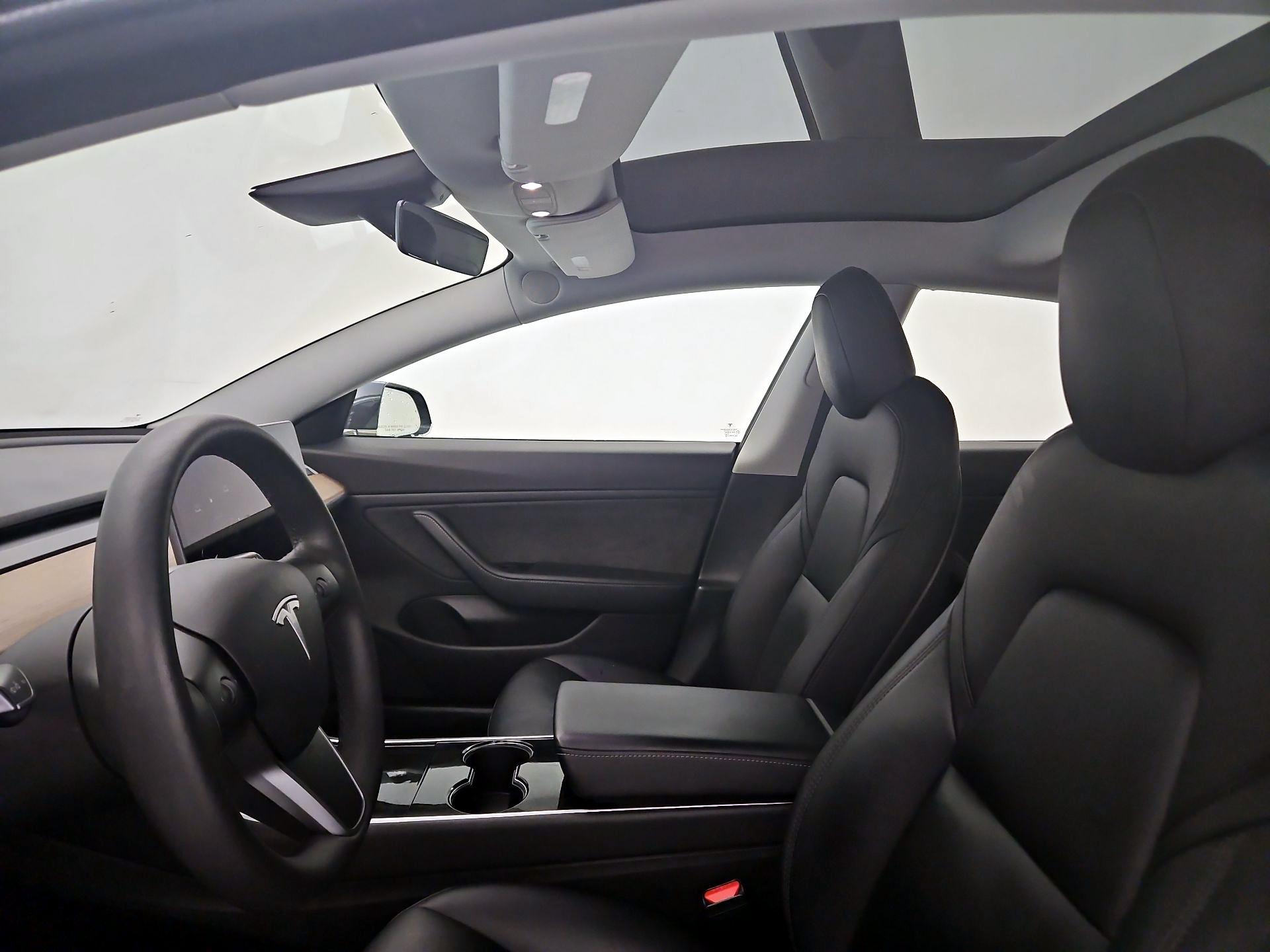 Thumbnail: 2020 Tesla Model 3 - 18