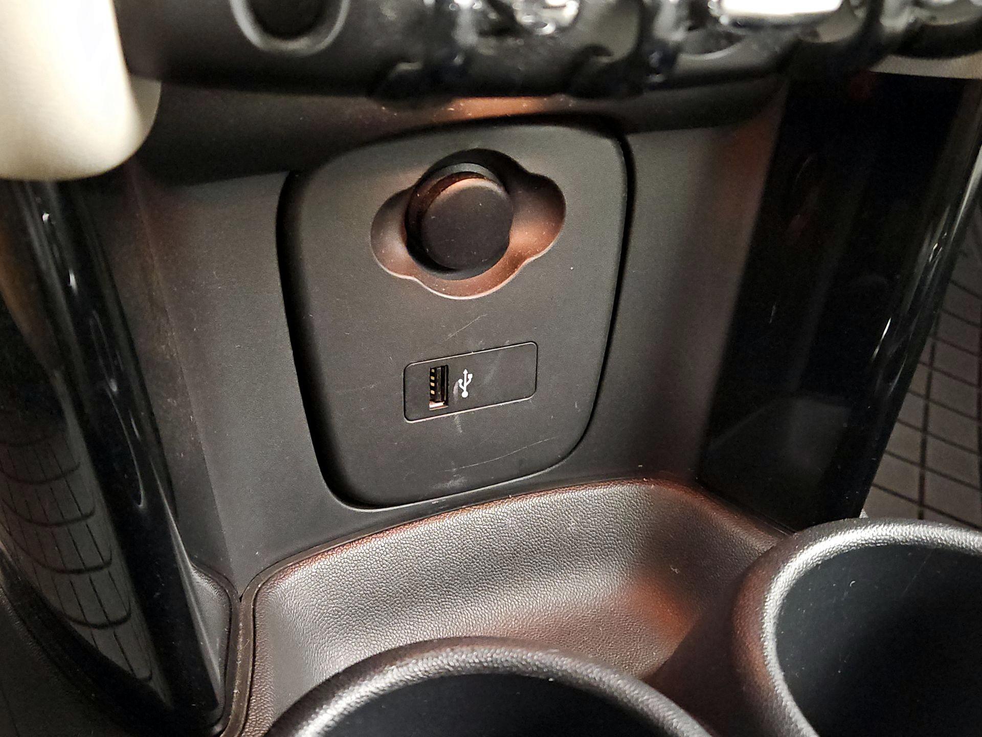 Thumbnail: 2019 MINI Cooper - 19