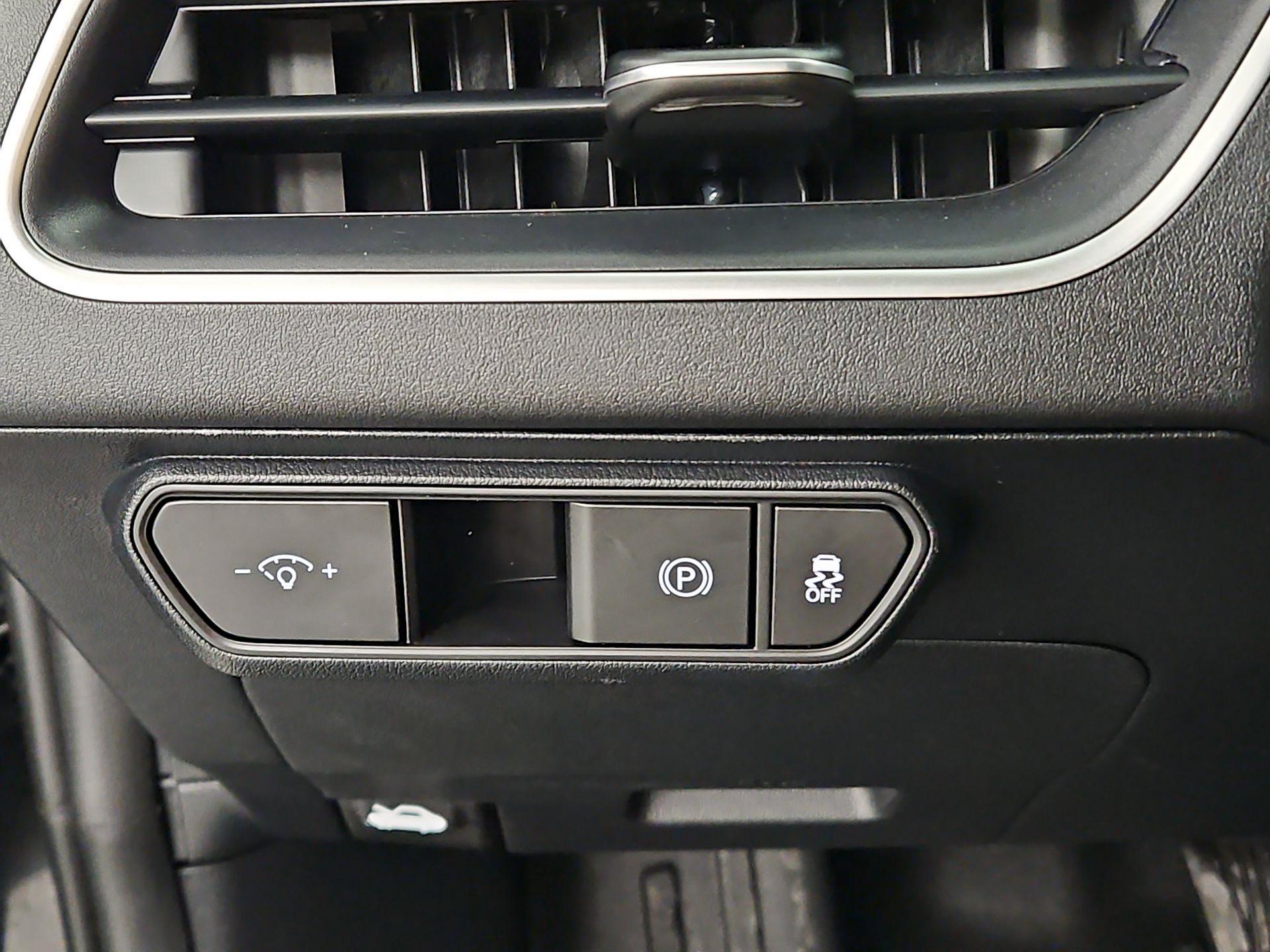 Thumbnail: 2025 Kia K4 - 13