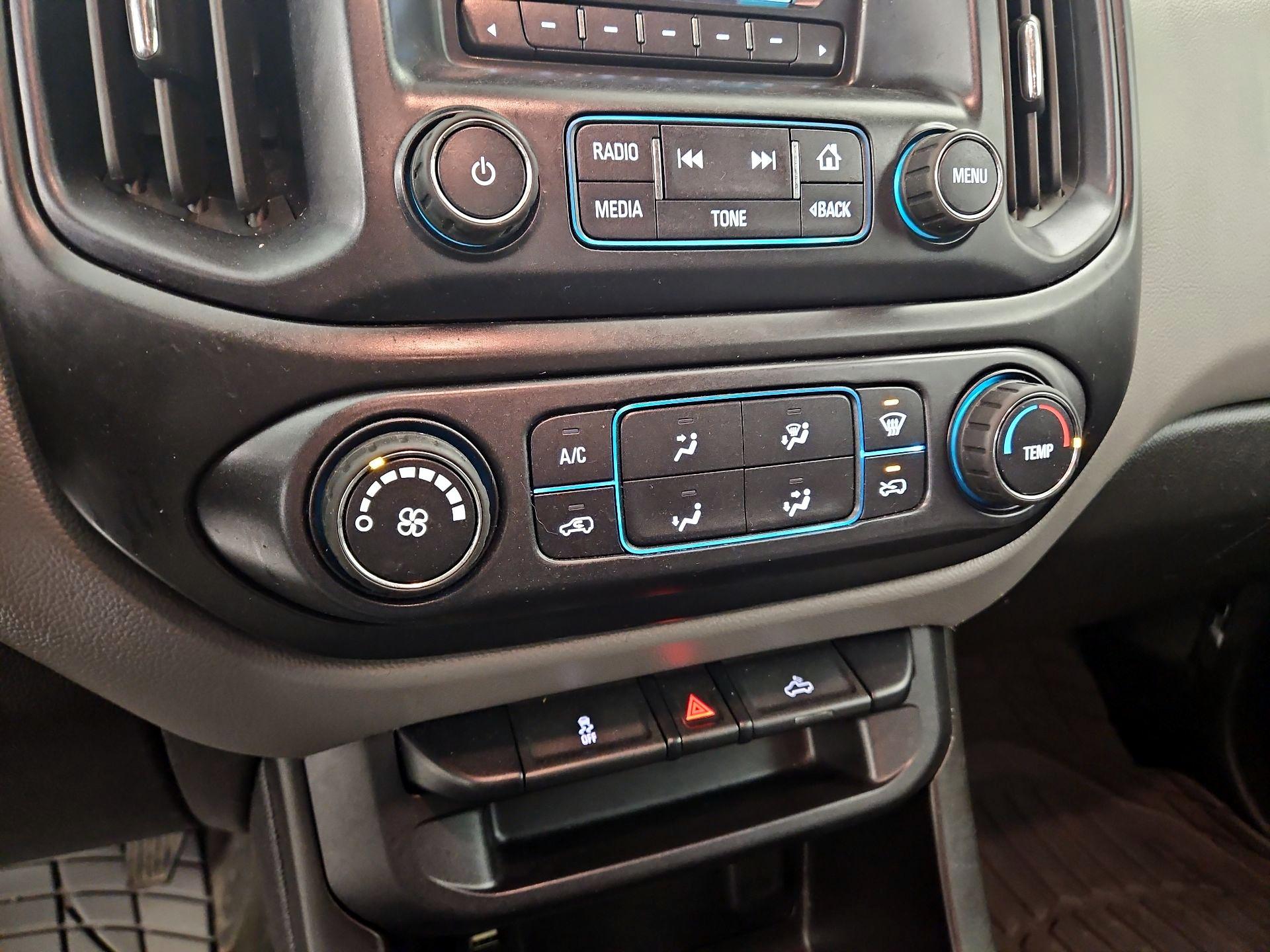 Thumbnail: 2016 Chevrolet Colorado - 16