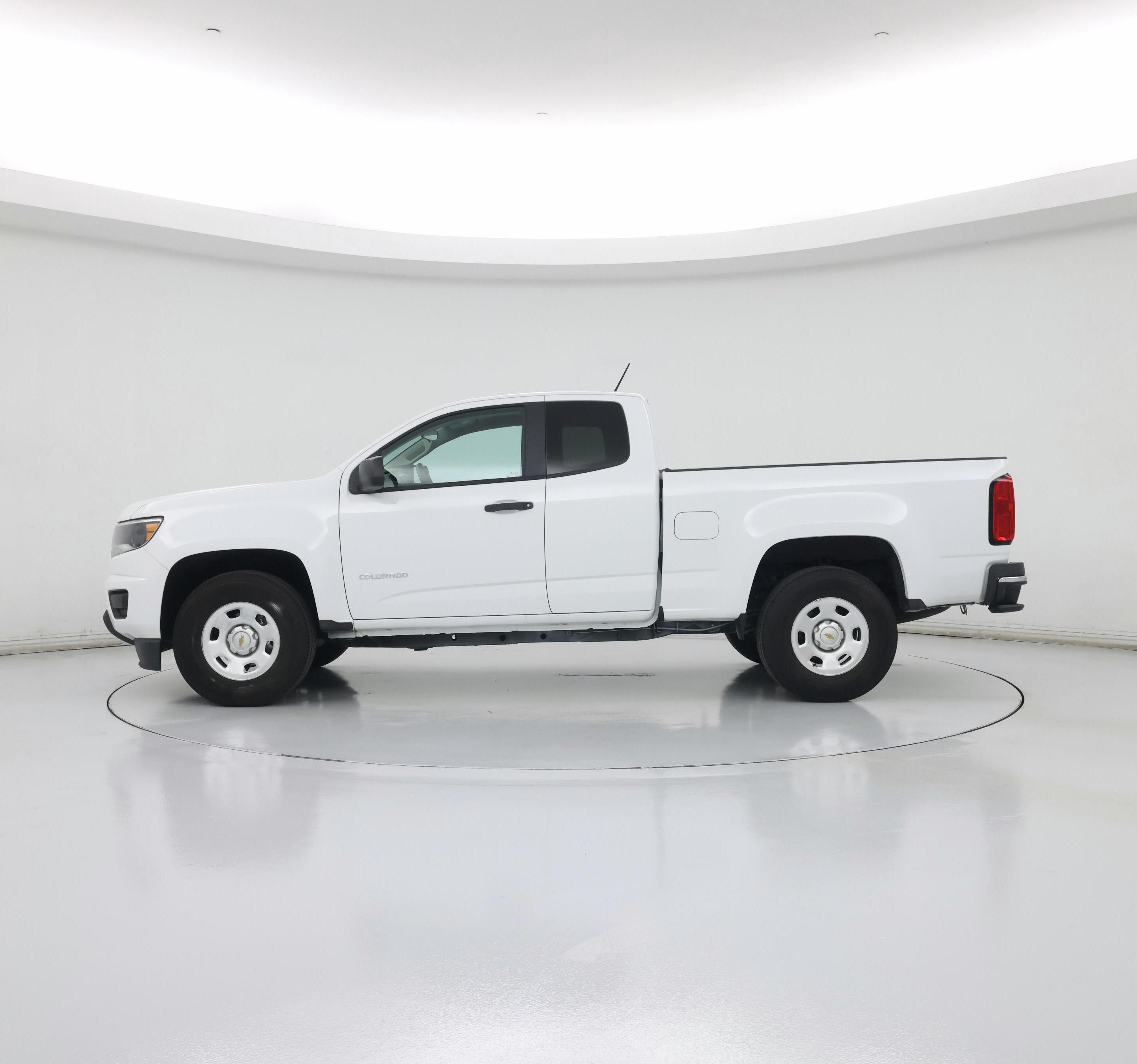 Thumbnail: 2016 Chevrolet Colorado - 3