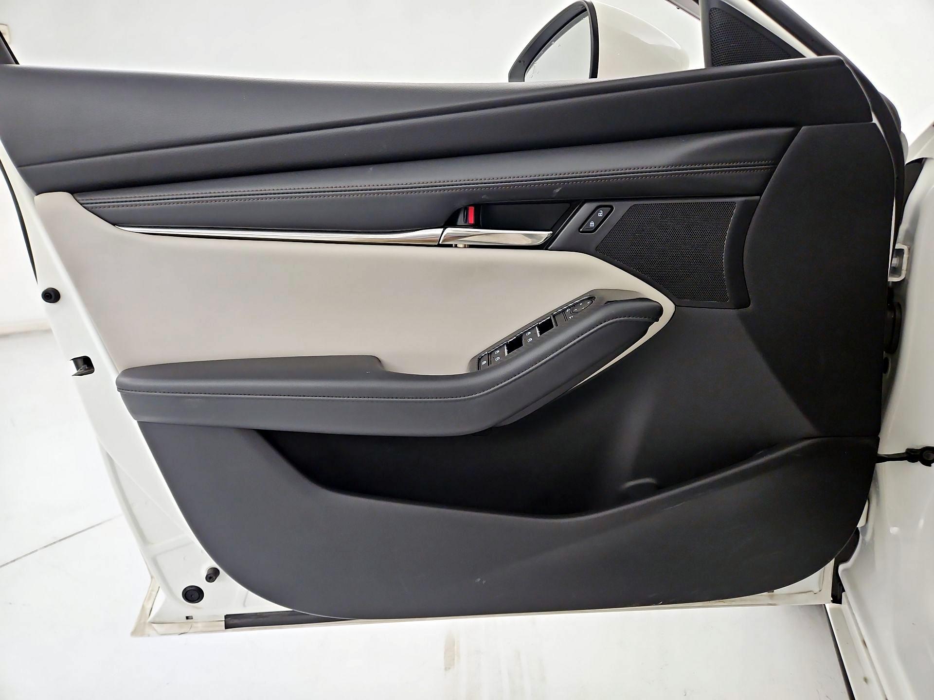 Thumbnail: 2021 Mazda Mazda3 - 12