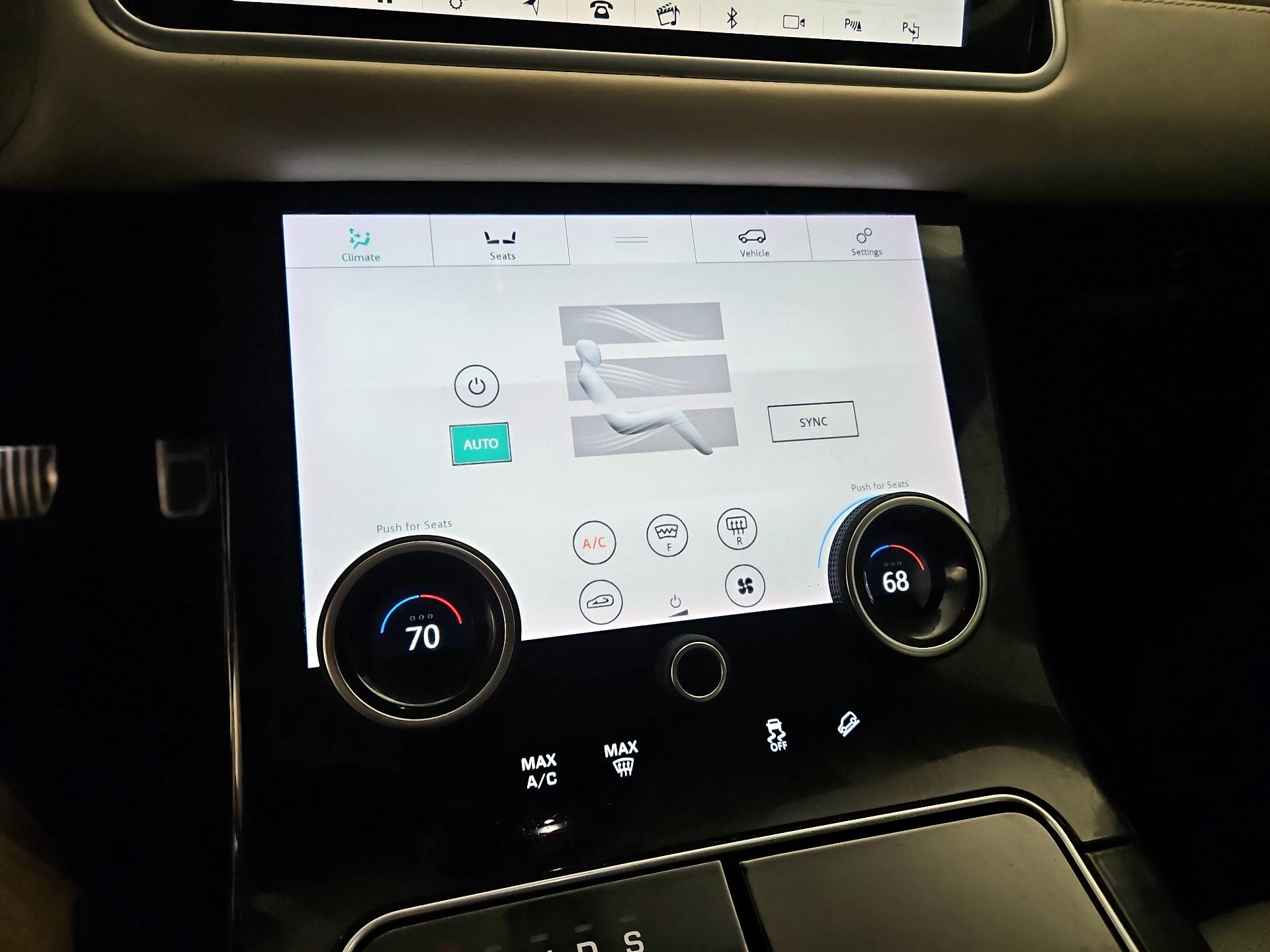 Thumbnail: 2018 Land Rover Range Rover Velar - 16