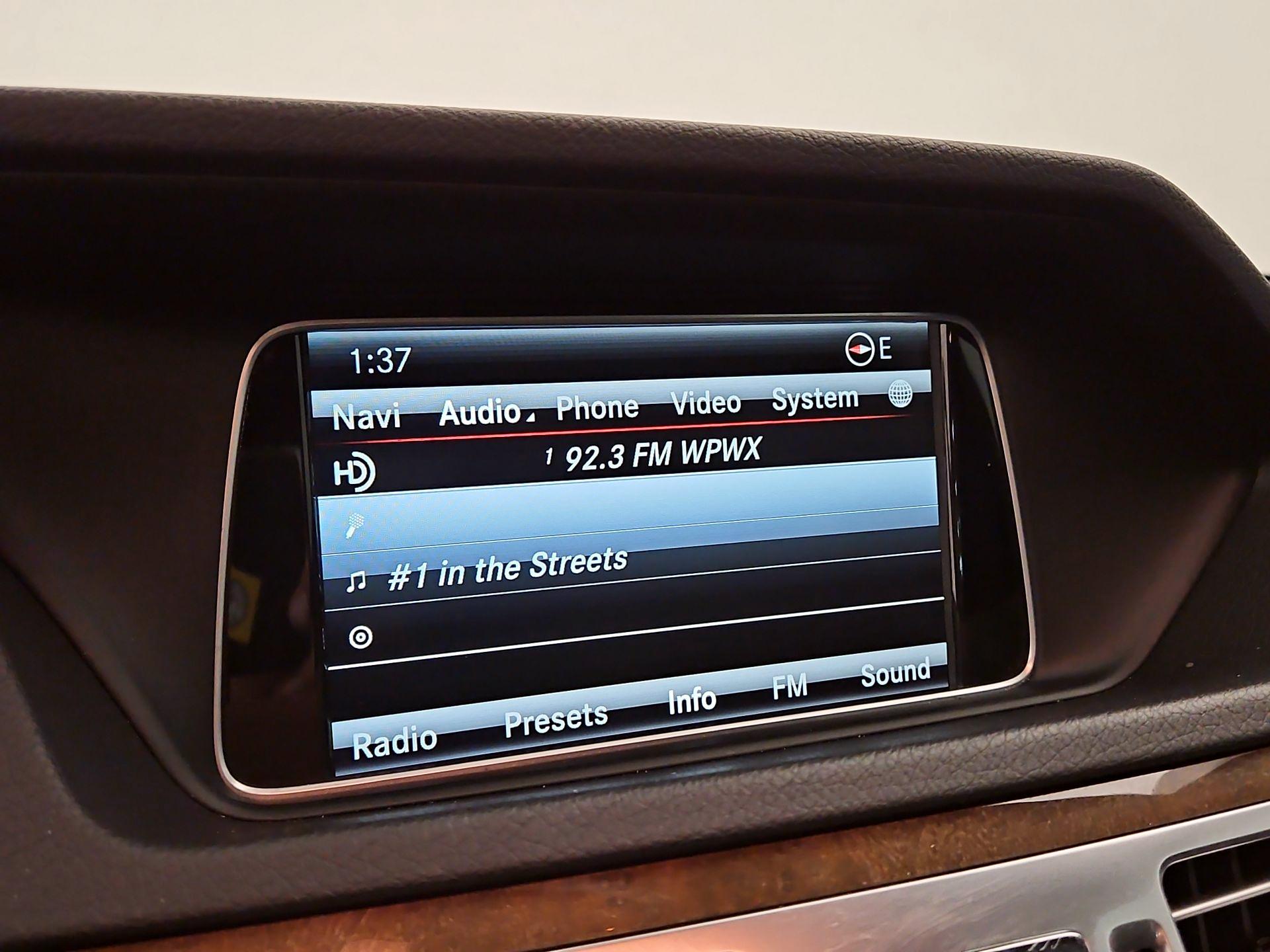 Thumbnail: 2015 Mercedes-Benz E-Class - 16