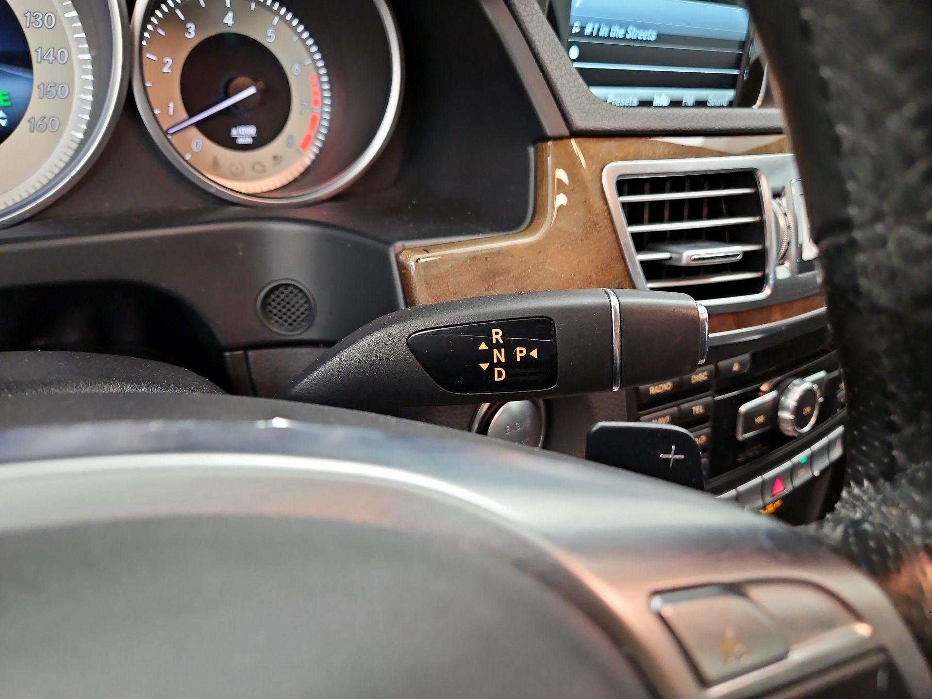 Thumbnail: 2015 Mercedes-Benz E-Class - 18