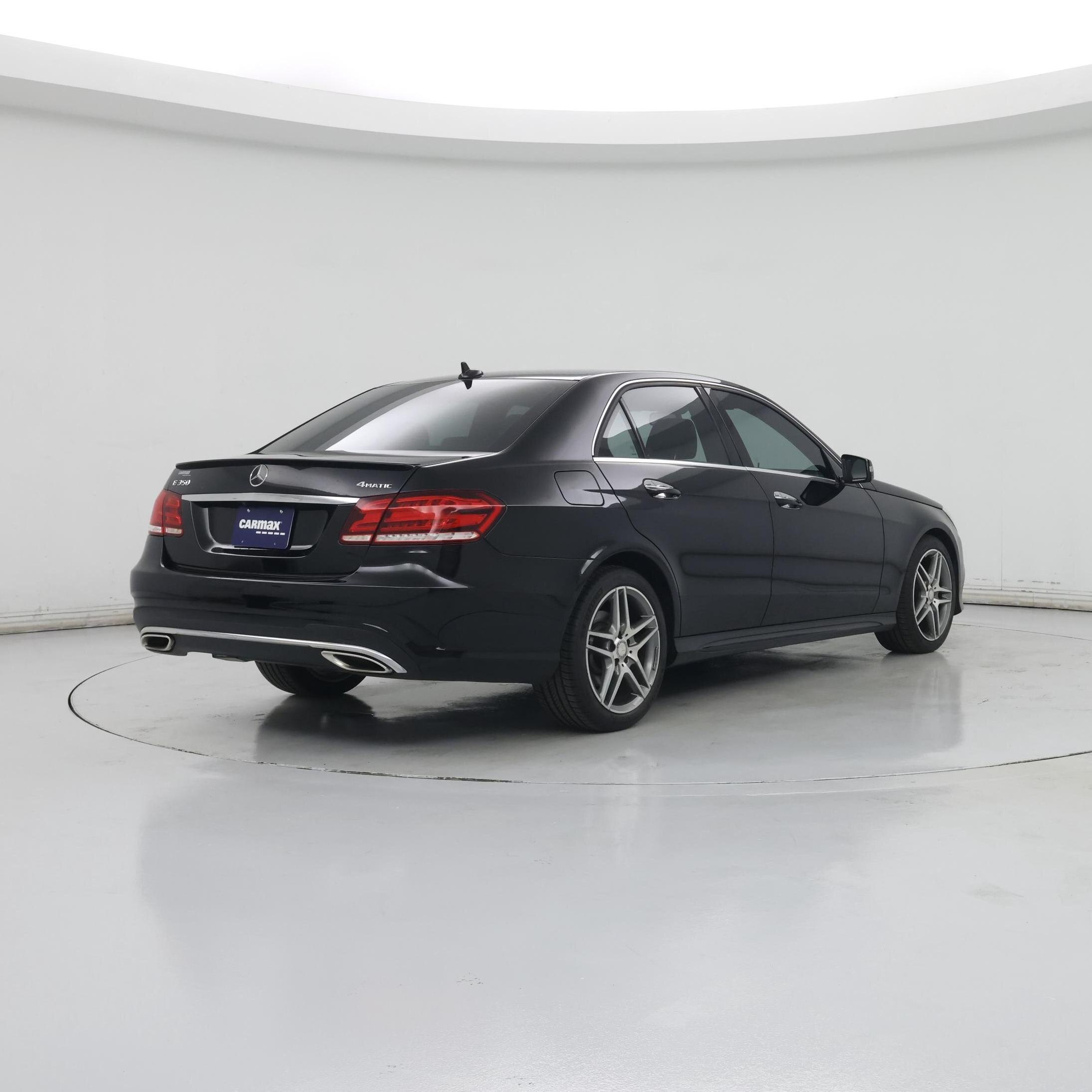 Thumbnail: 2015 Mercedes-Benz E-Class - 8