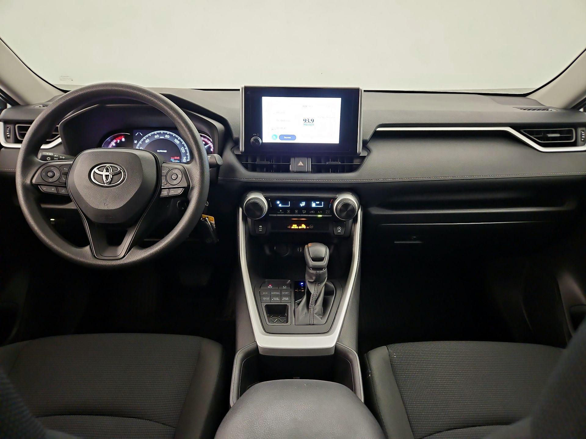 Thumbnail: 2024 Toyota RAV4 - 9