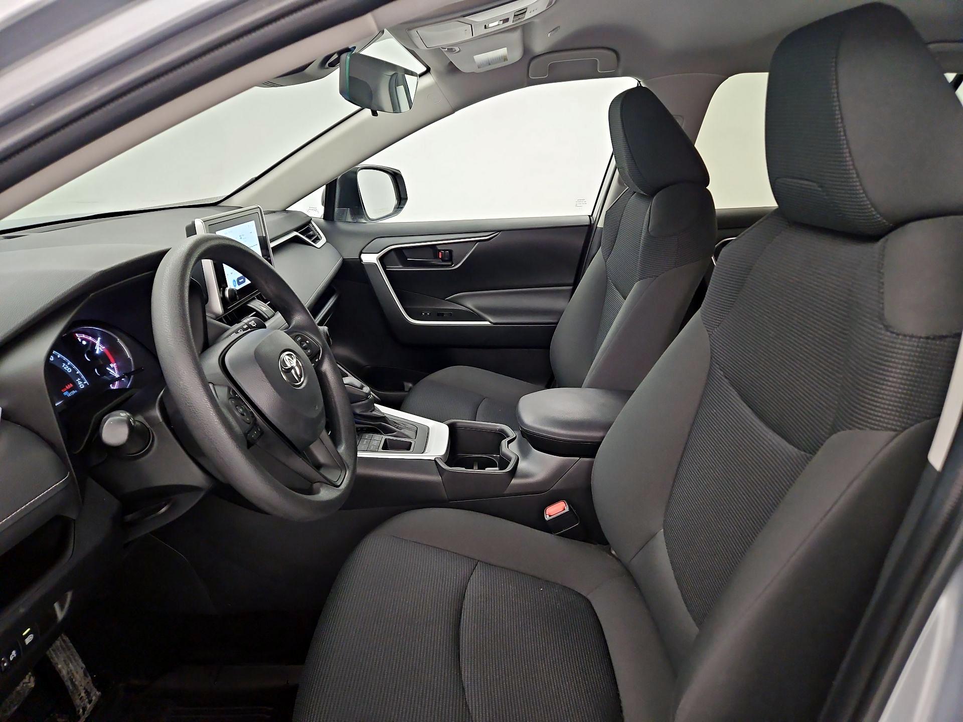 Thumbnail: 2024 Toyota RAV4 - 11