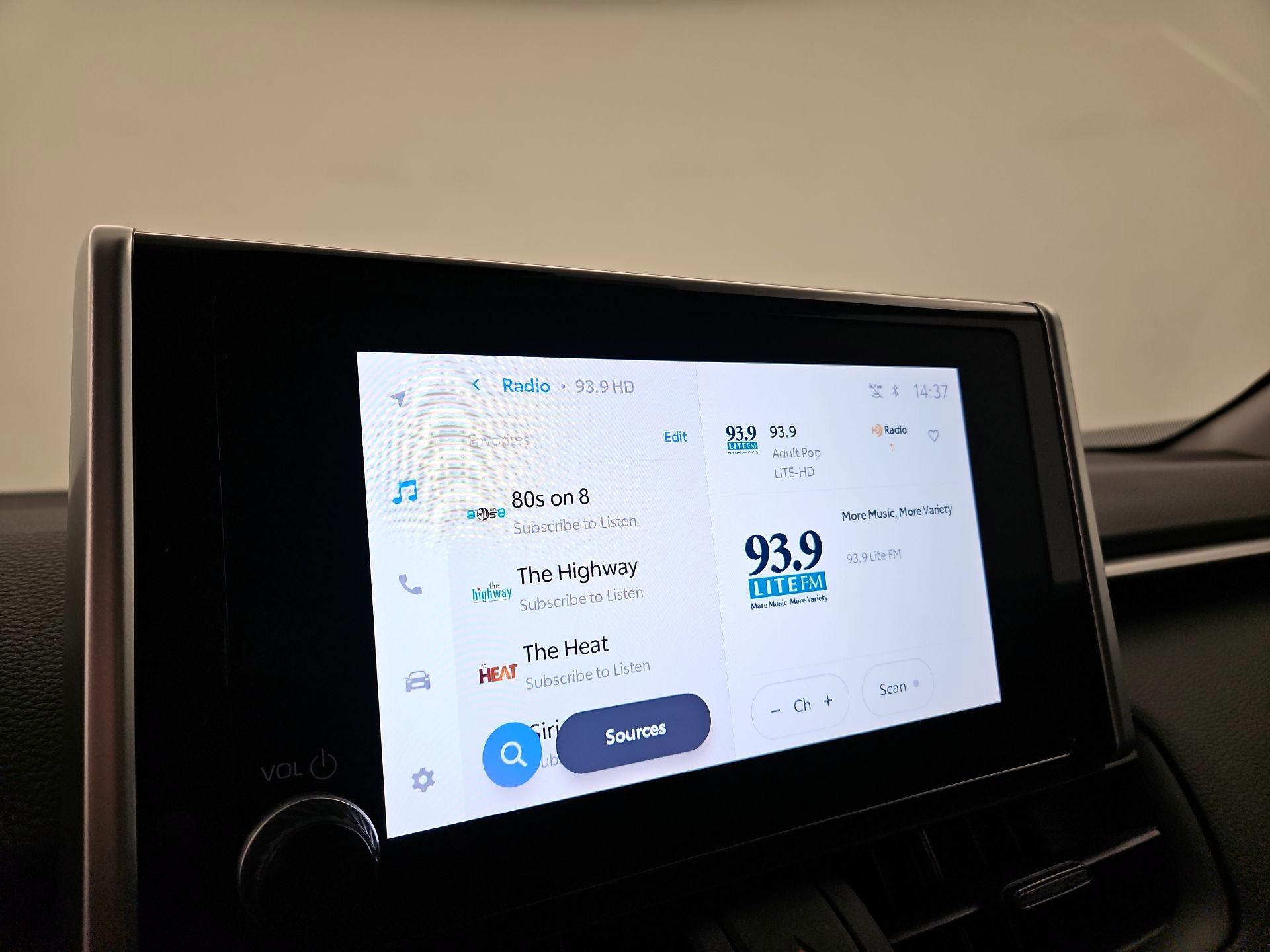 Thumbnail: 2024 Toyota RAV4 - 15