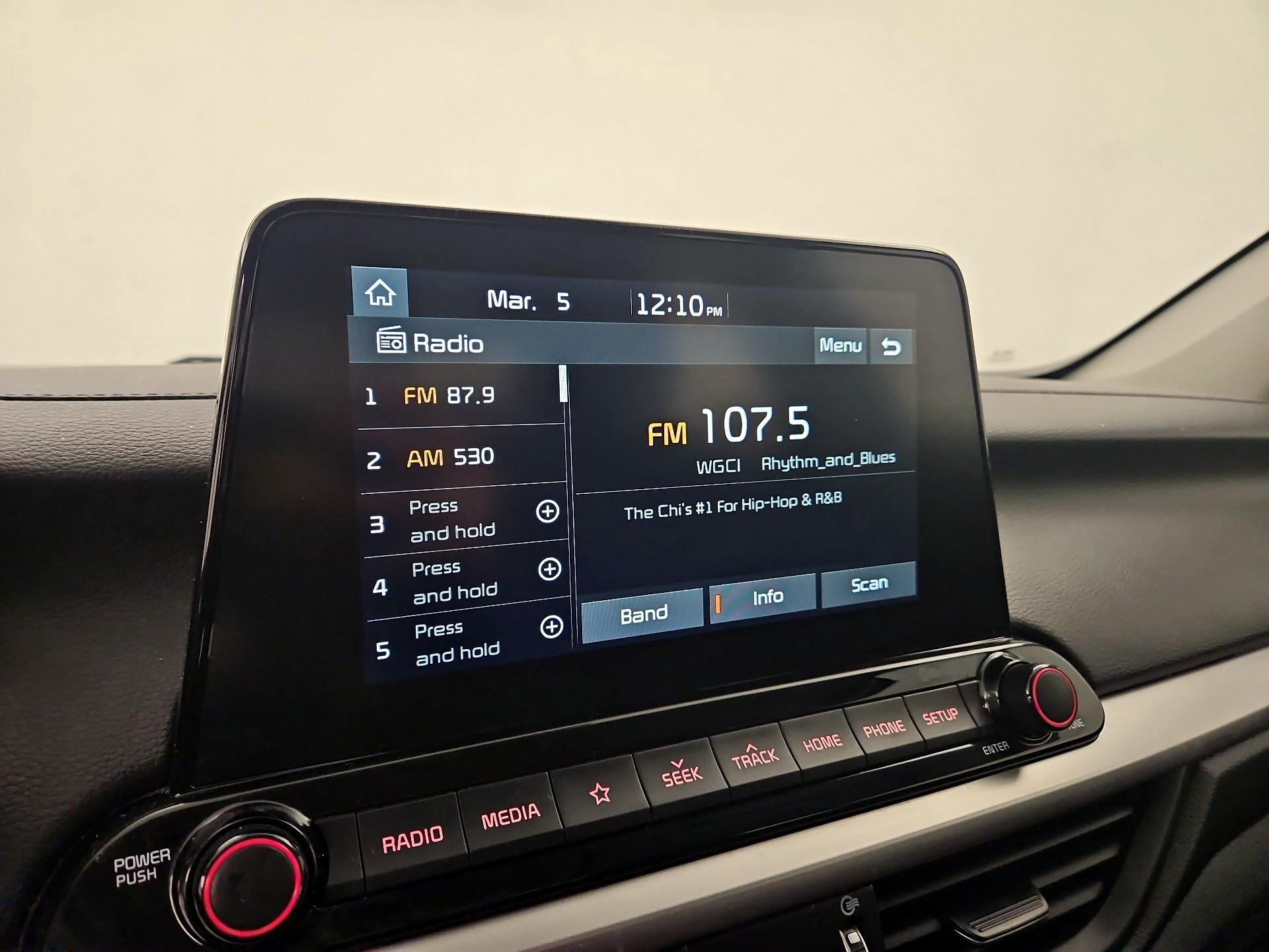 Thumbnail: 2021 Kia Forte - 15