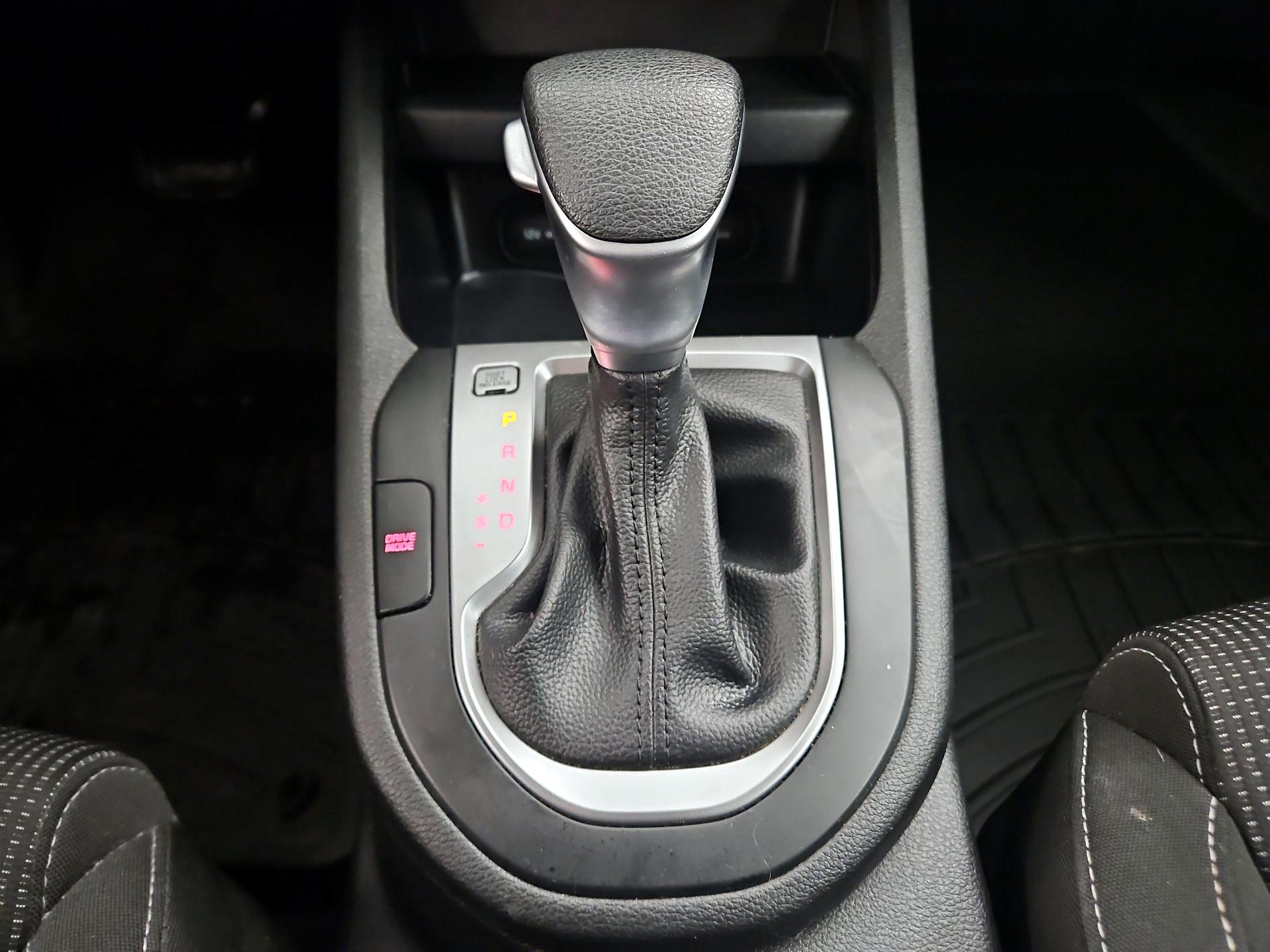 Thumbnail: 2021 Kia Forte - 17