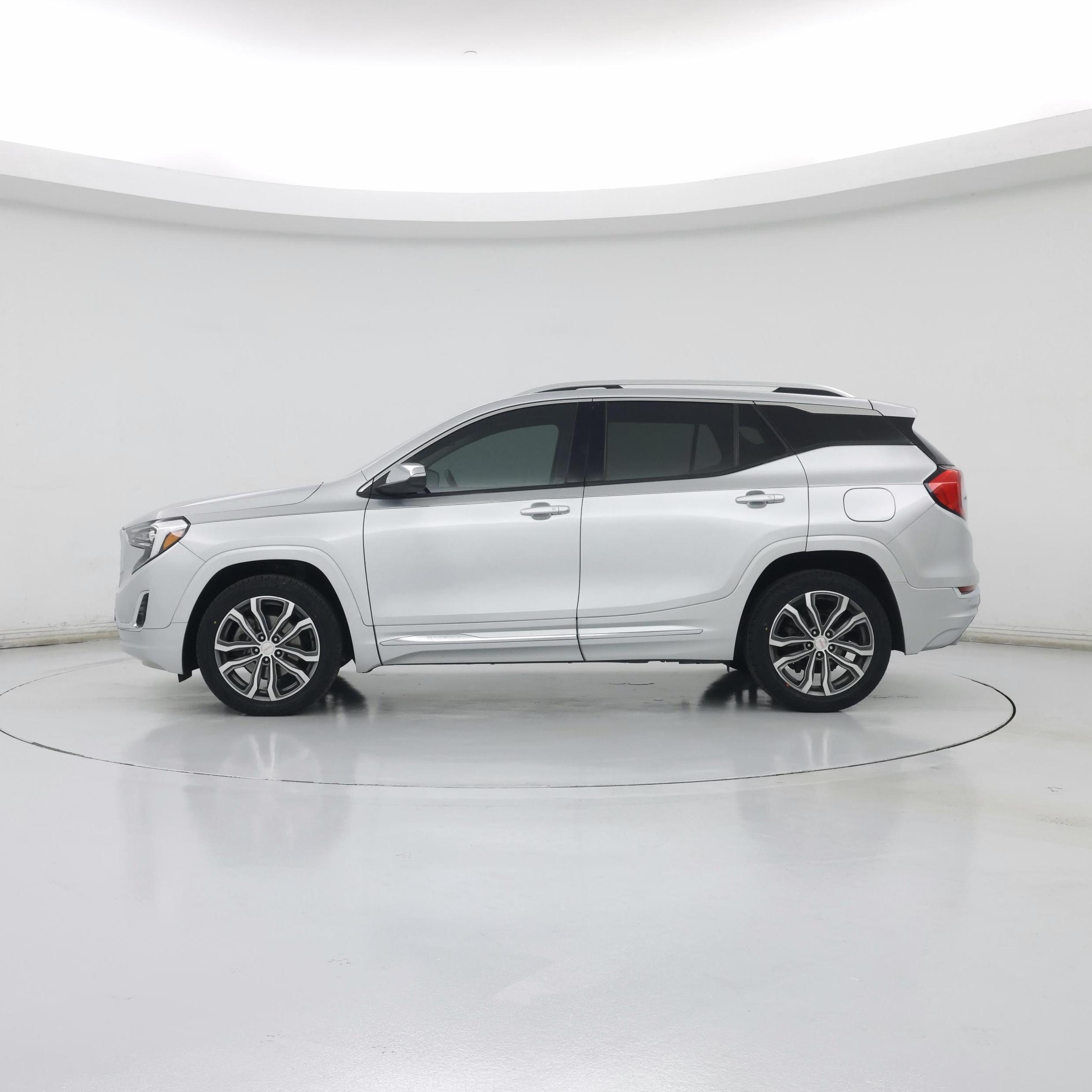 Thumbnail: 2019 GMC Terrain - 3