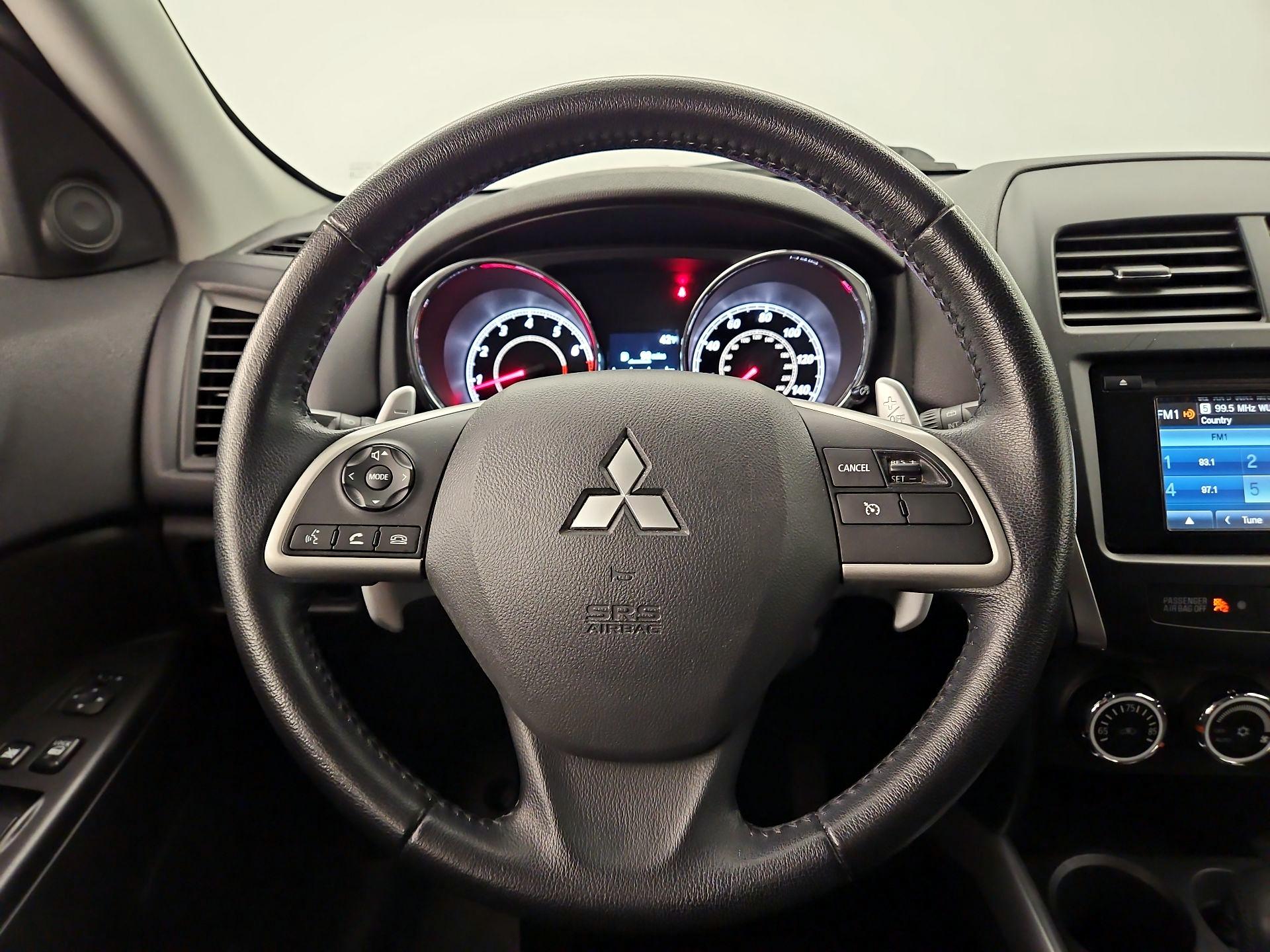 Thumbnail: 2014 Mitsubishi Outlander Sport - 10