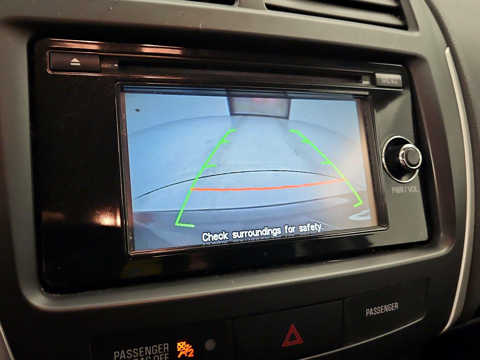 Thumbnail: 2014 Mitsubishi Outlander Sport - 14