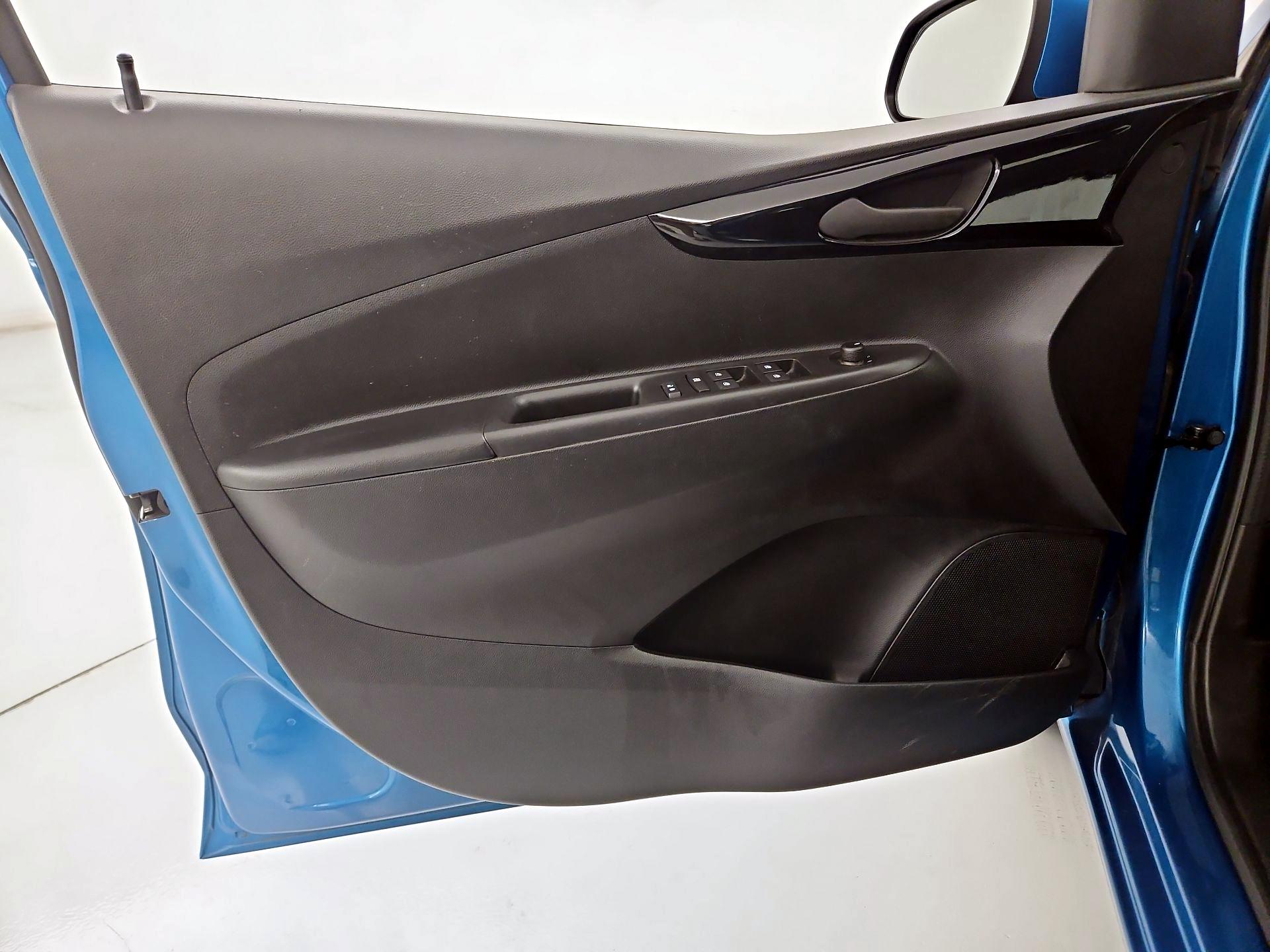 Thumbnail: 2019 Chevrolet Spark - 12