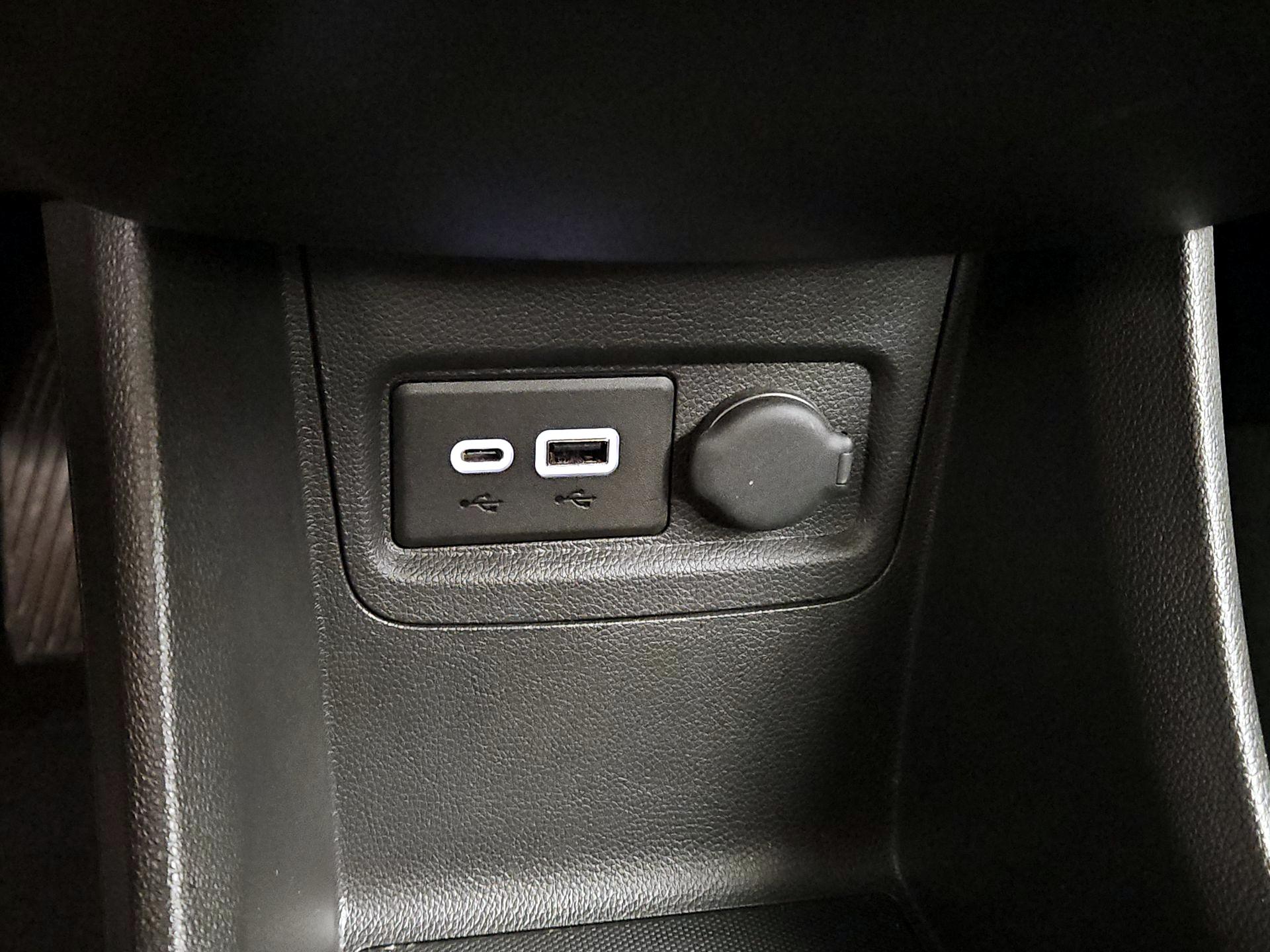 Thumbnail: 2019 Chevrolet Spark - 18