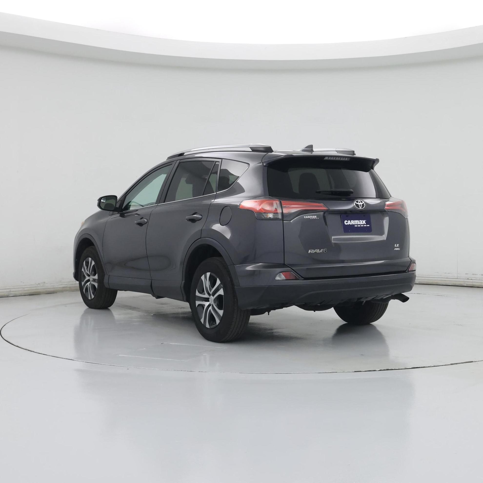Thumbnail: 2017 Toyota RAV4 - 2