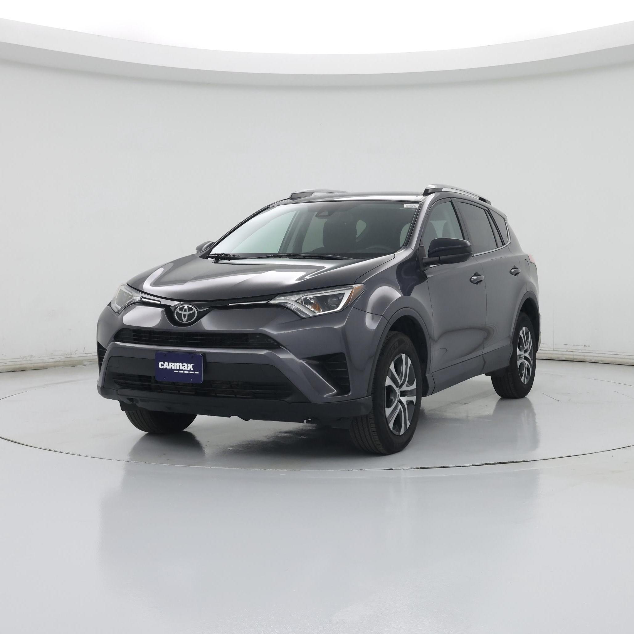 Thumbnail: 2017 Toyota RAV4 - 4
