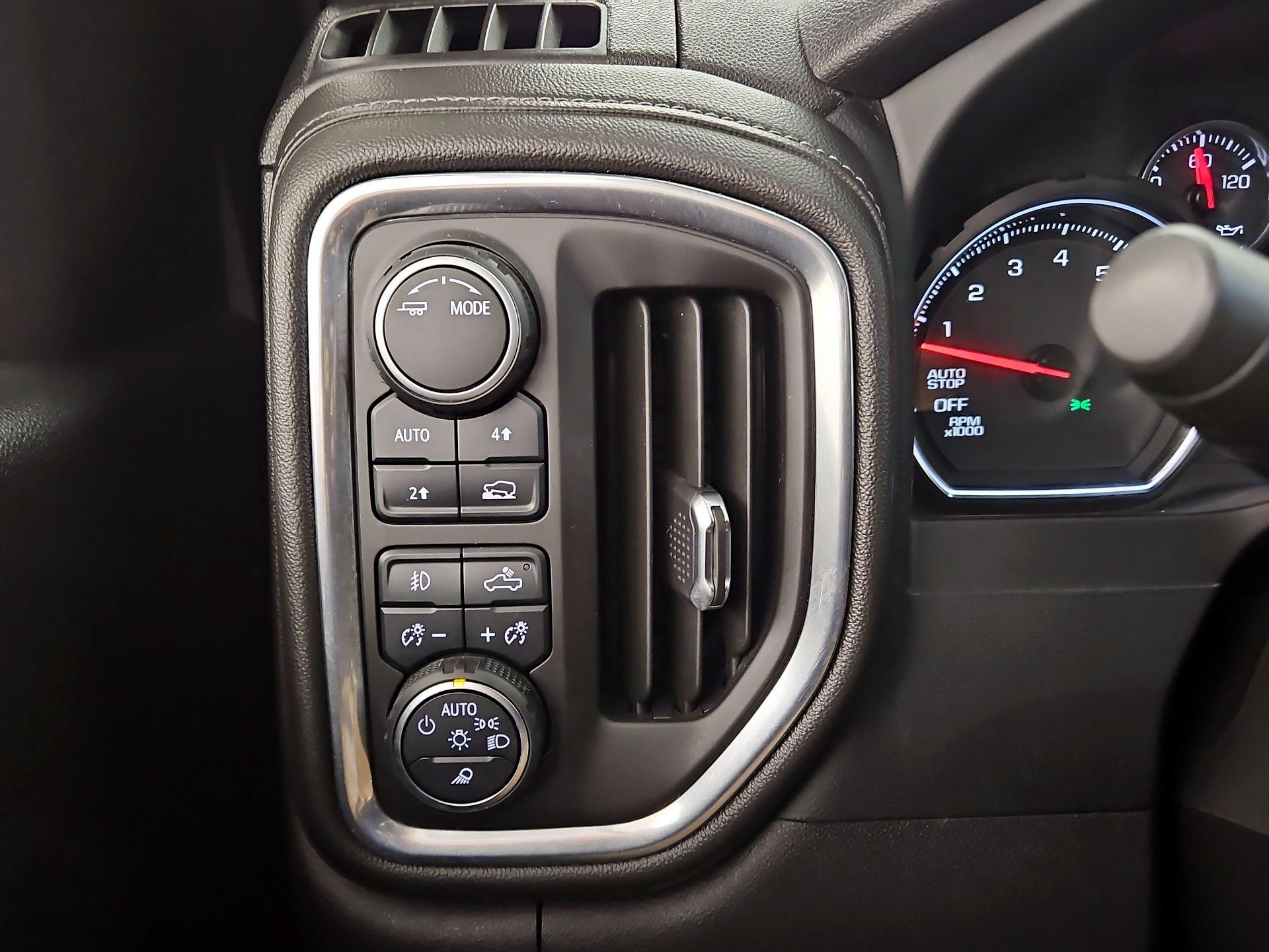 Thumbnail: 2022 Chevrolet Silverado 1500 - 13