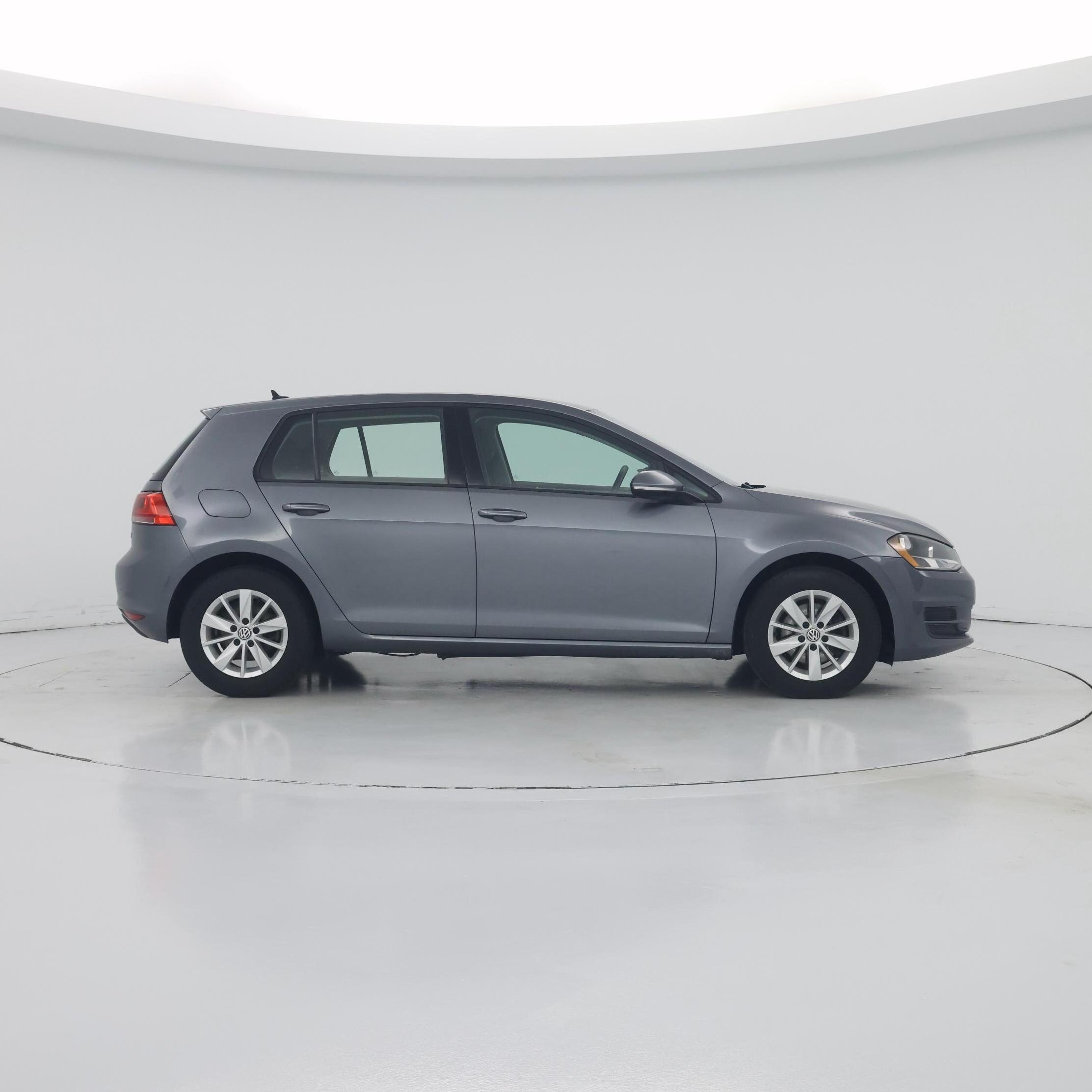 Thumbnail: 2016 Volkswagen Golf - 7