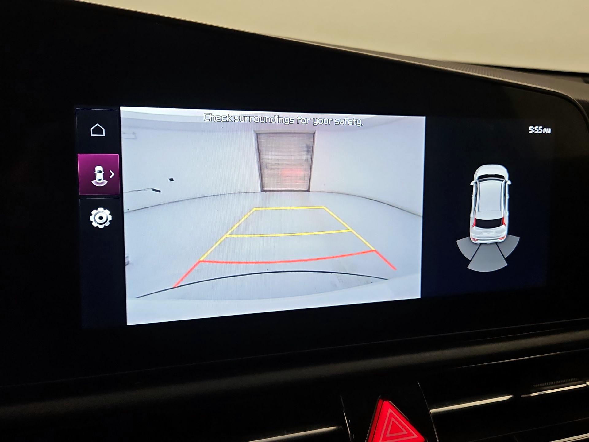 Thumbnail: 2023 Kia Niro - 15