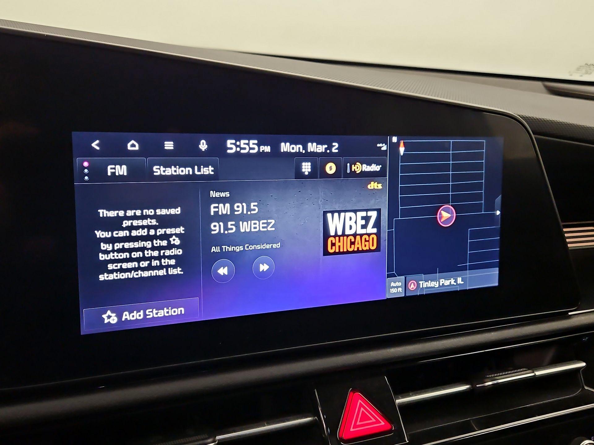 Thumbnail: 2023 Kia Niro - 16